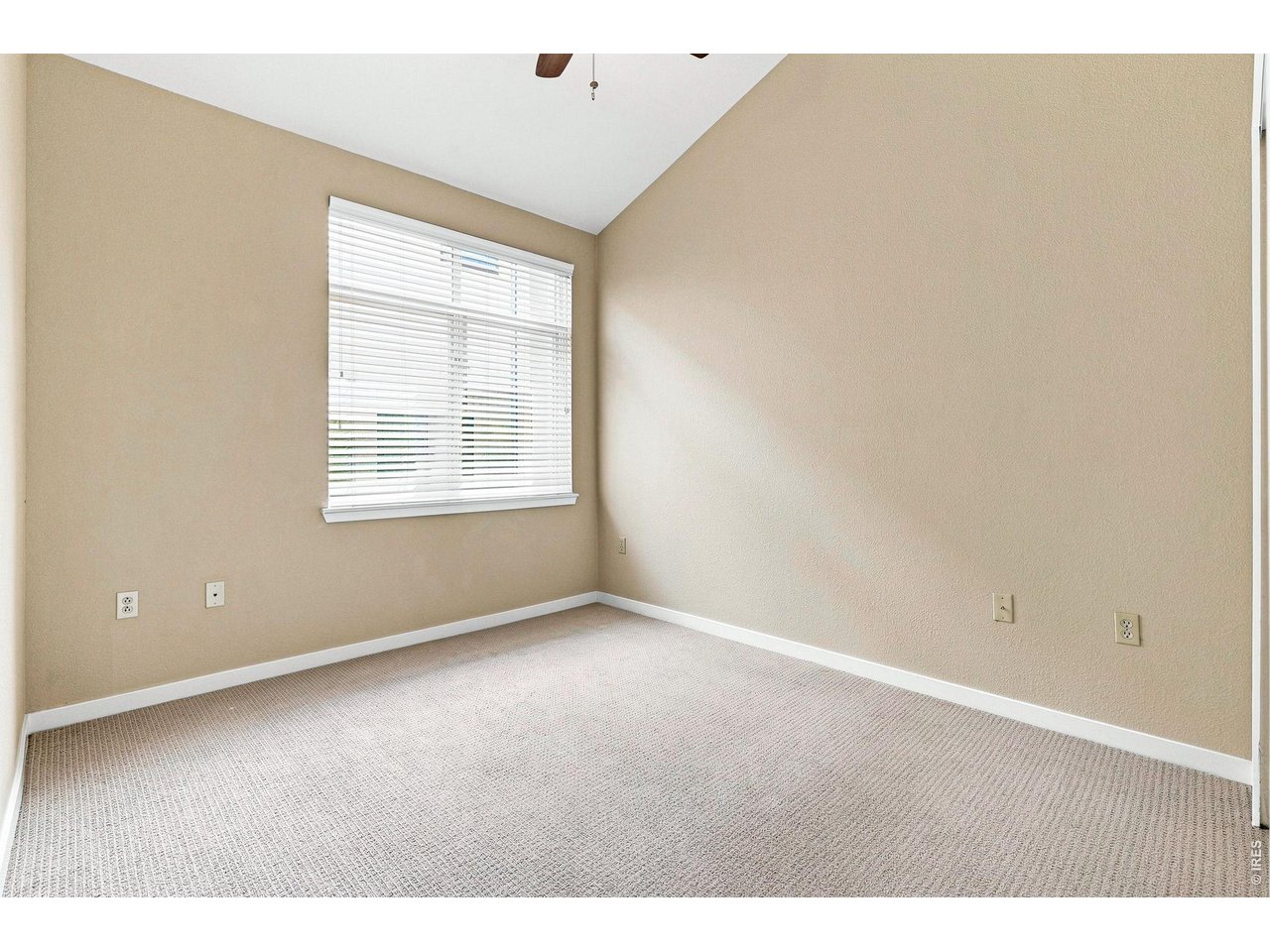 1380 Rosewood Ave 9-E