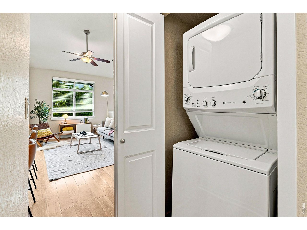1380 Rosewood Ave 9-E