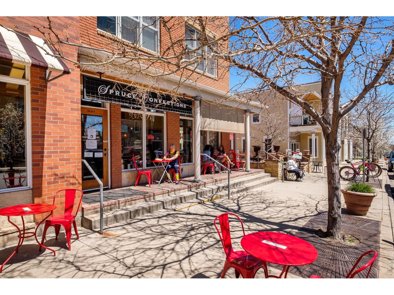 1380 Rosewood Ave 9-E