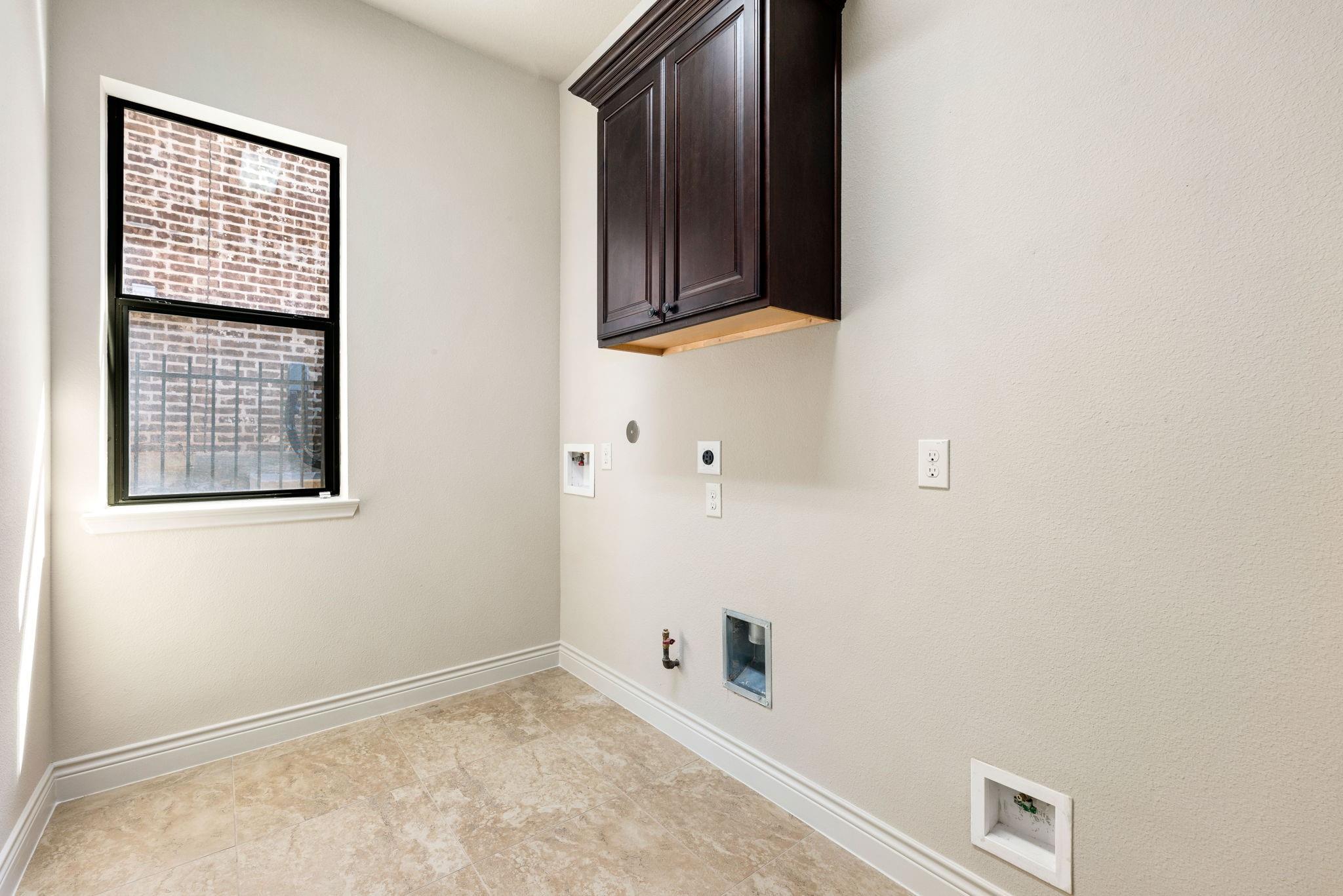 32 Evangeline Boulevard