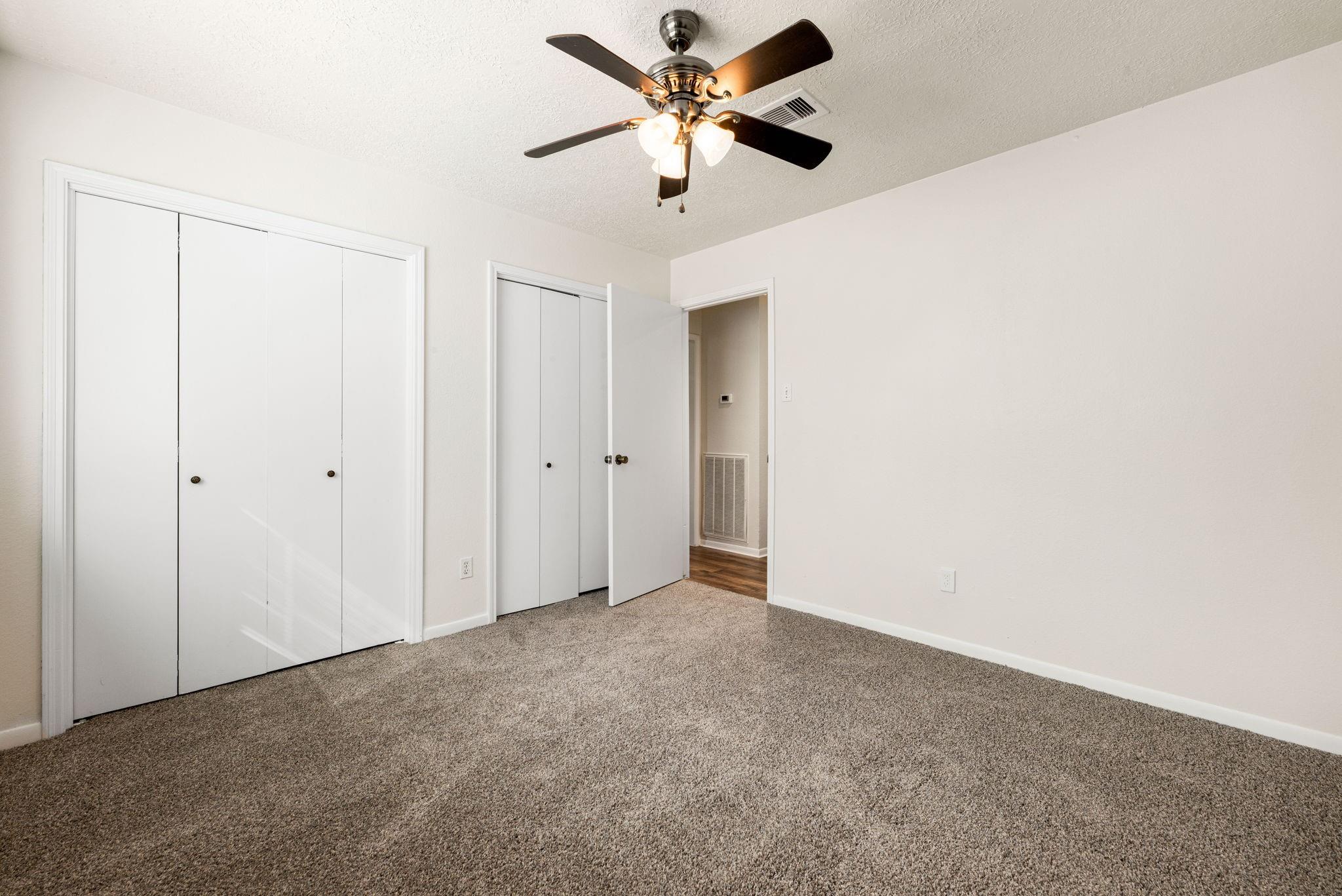 806 S Hyannis Port Street