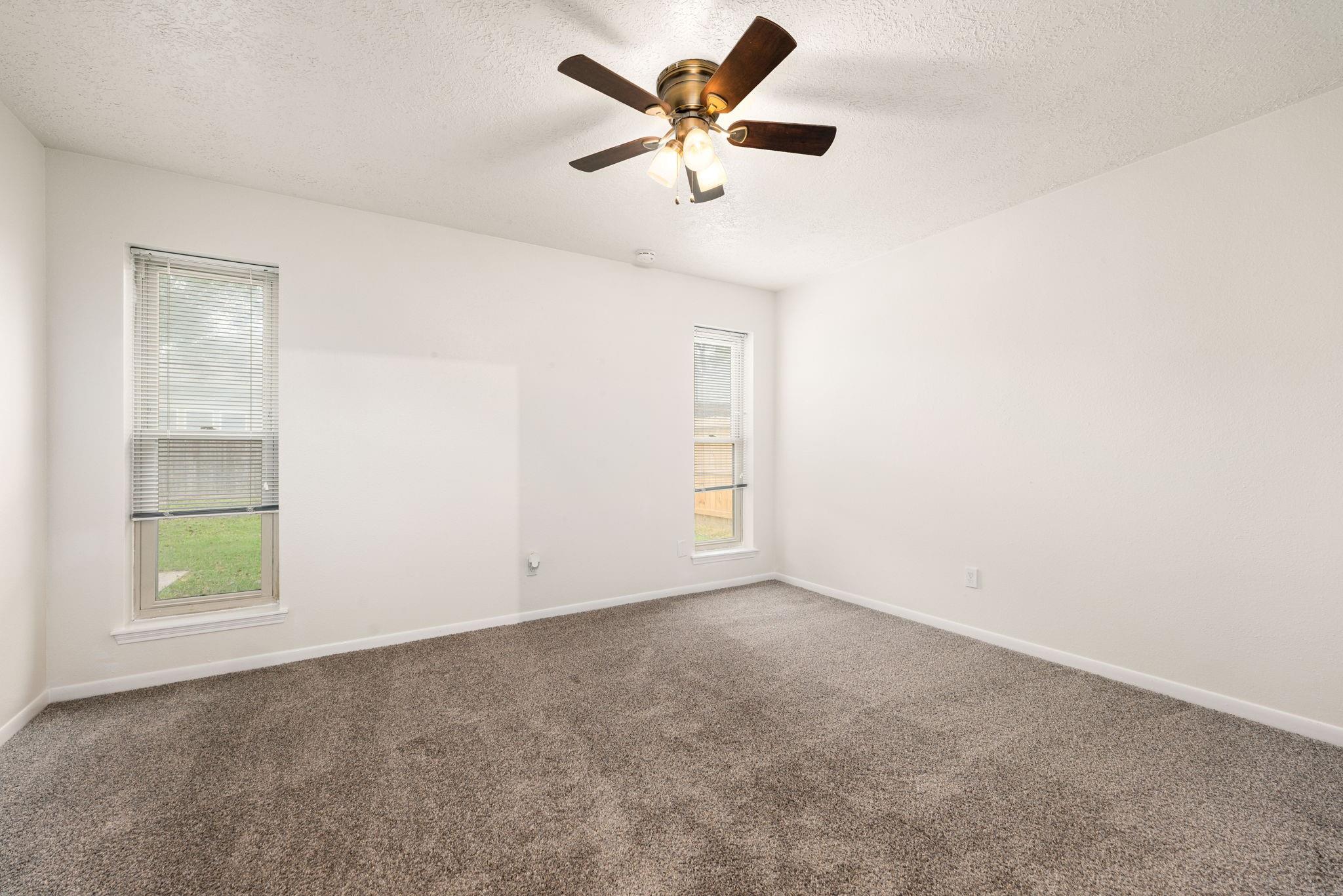 806 S Hyannis Port Street