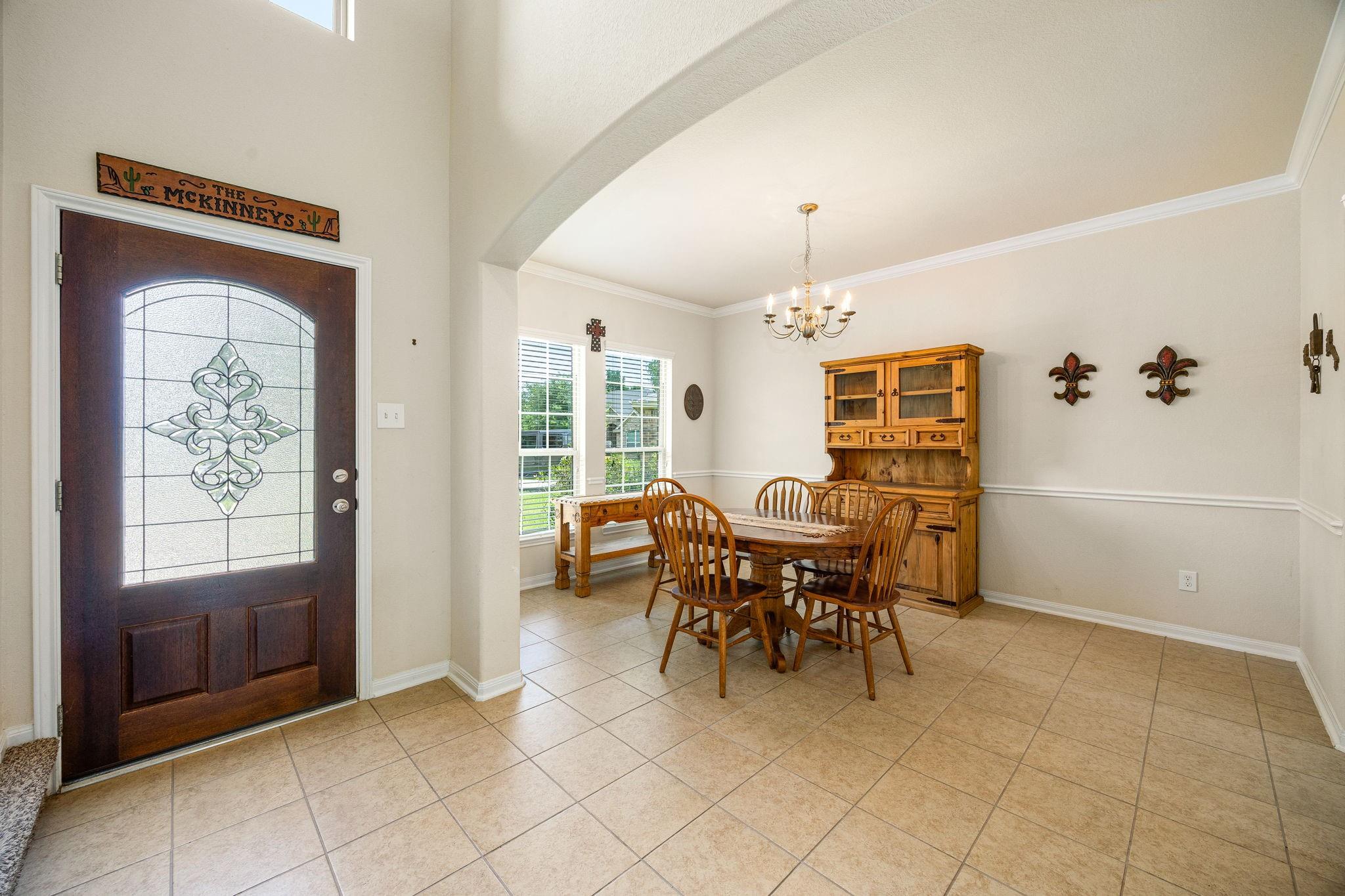 13154 Crestview Circle