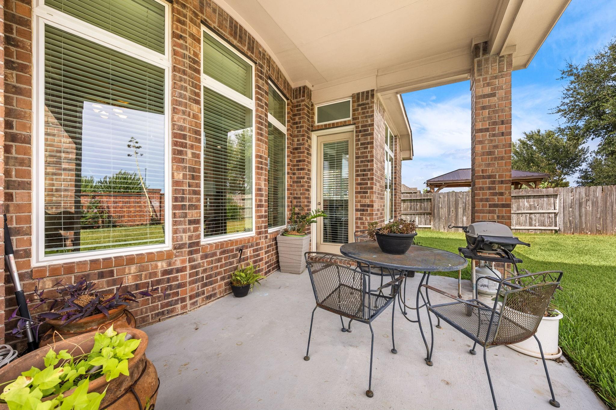 25819 Oakwood Knoll Drive