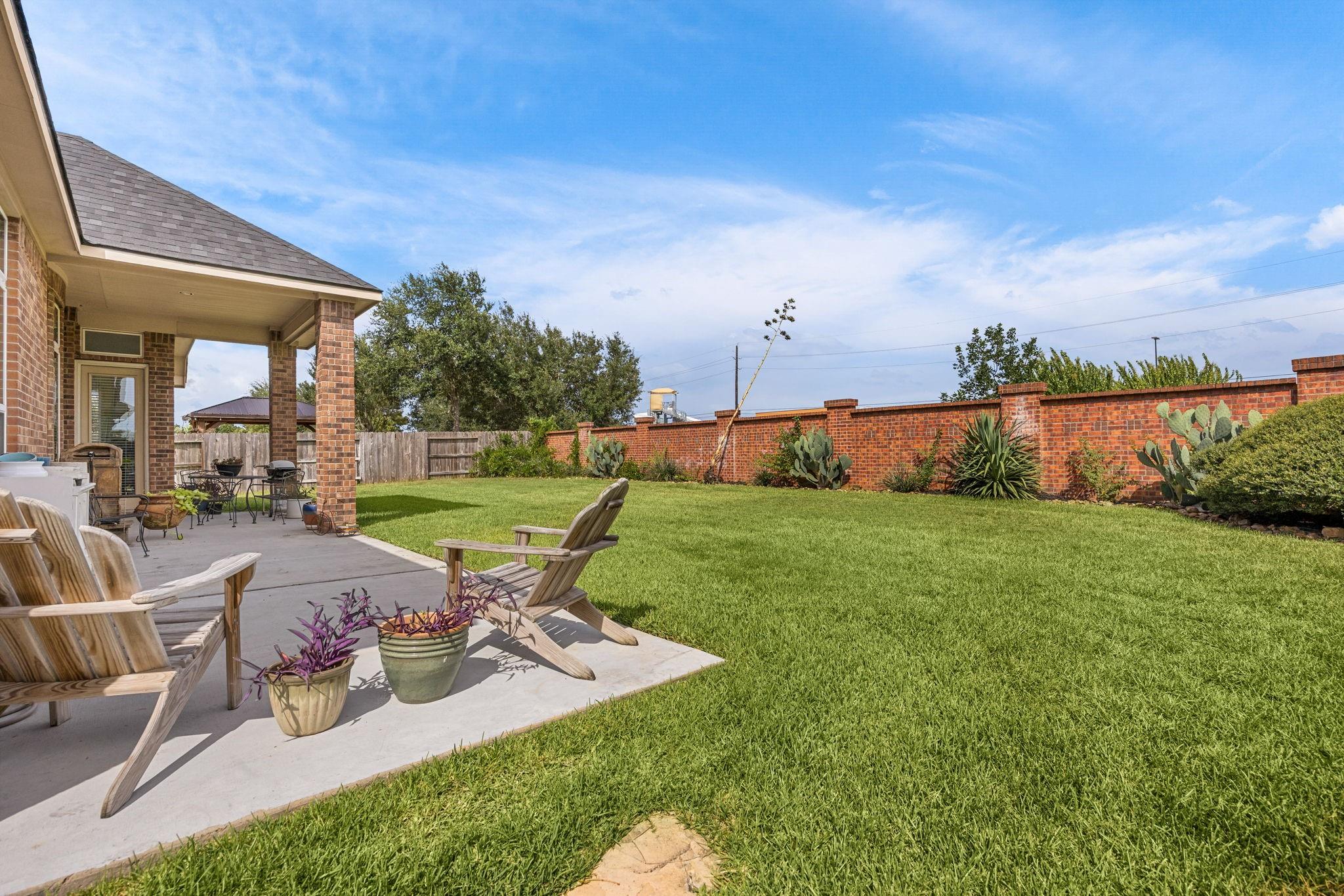 25819 Oakwood Knoll Drive