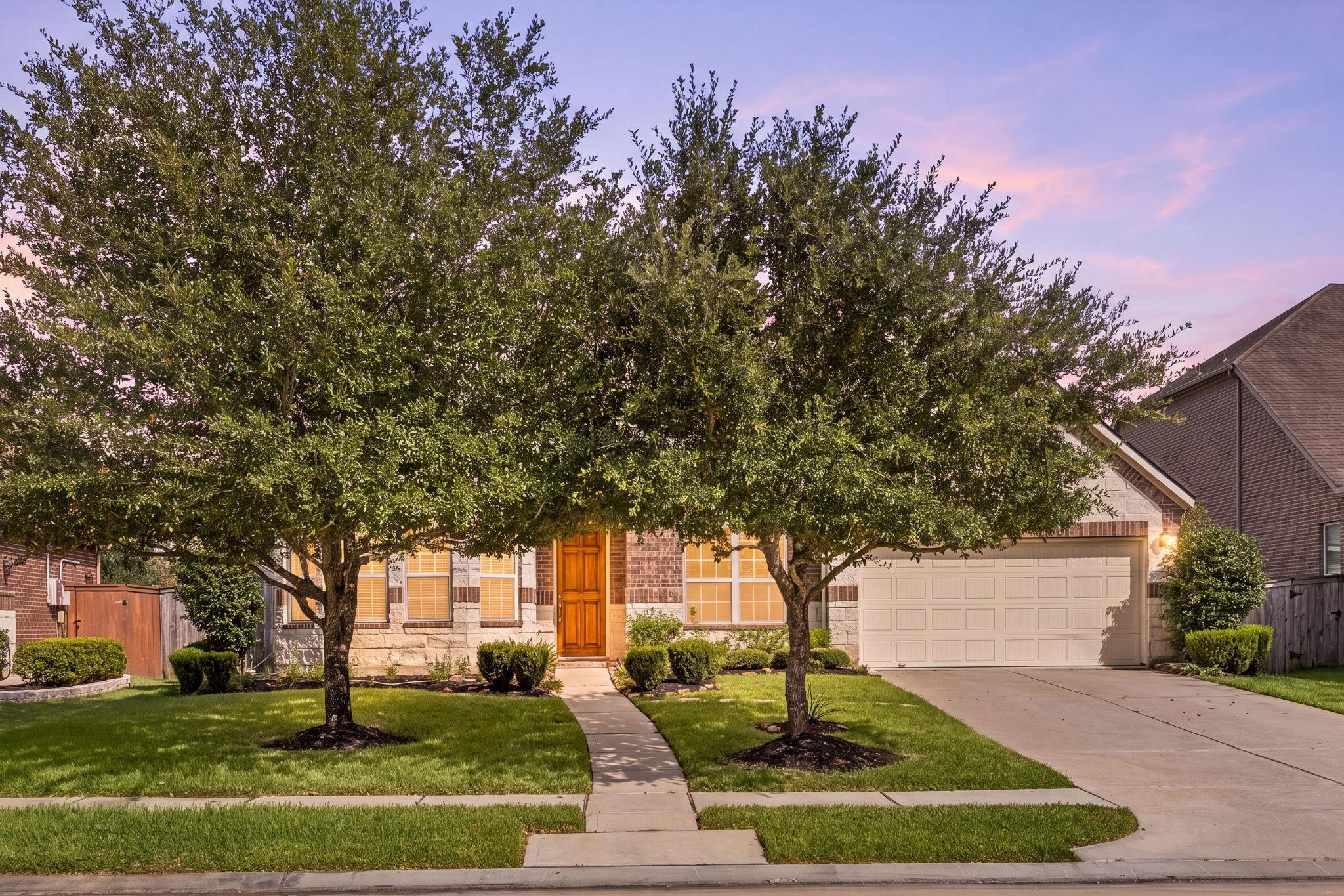 25819 Oakwood Knoll Drive