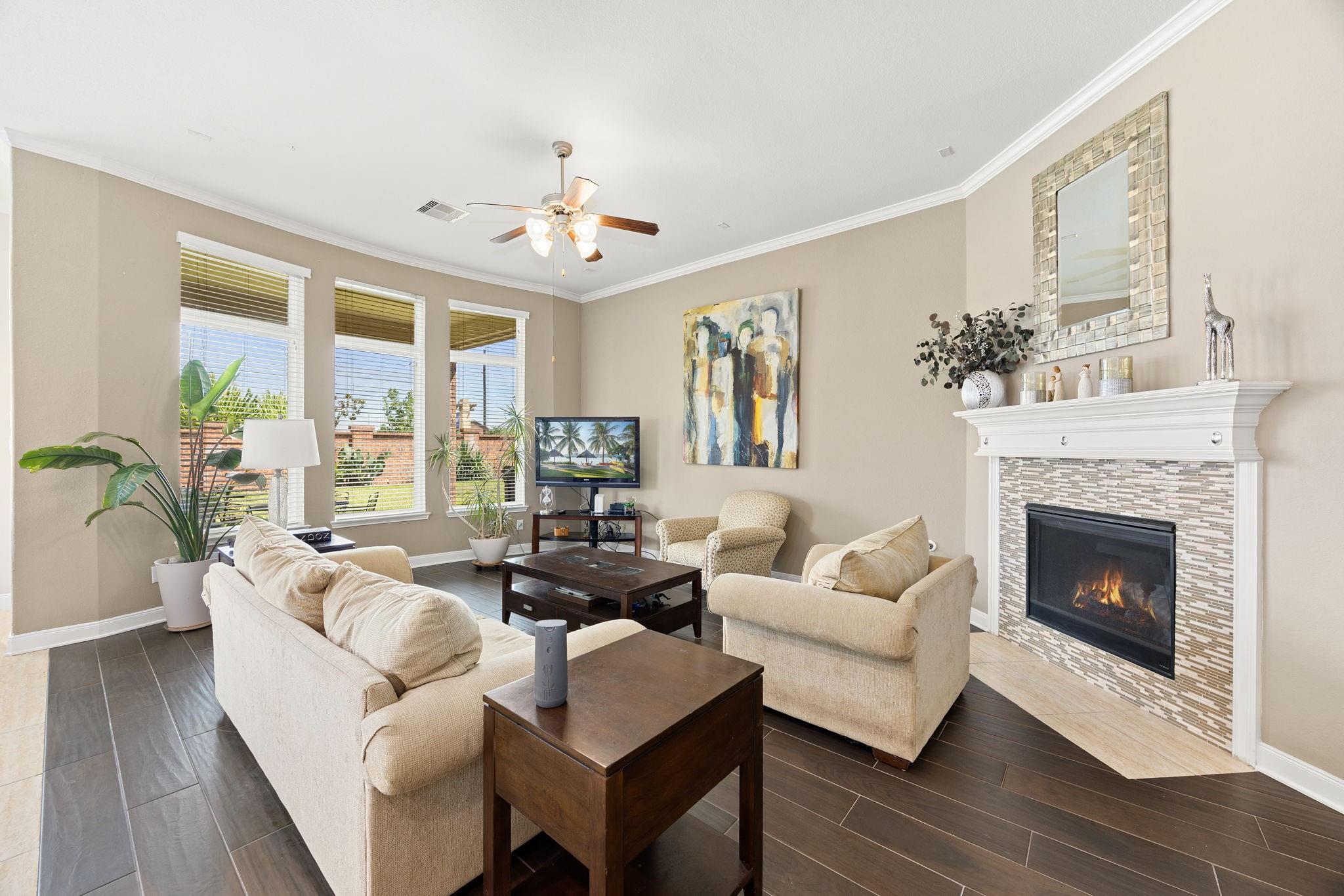 25819 Oakwood Knoll Drive