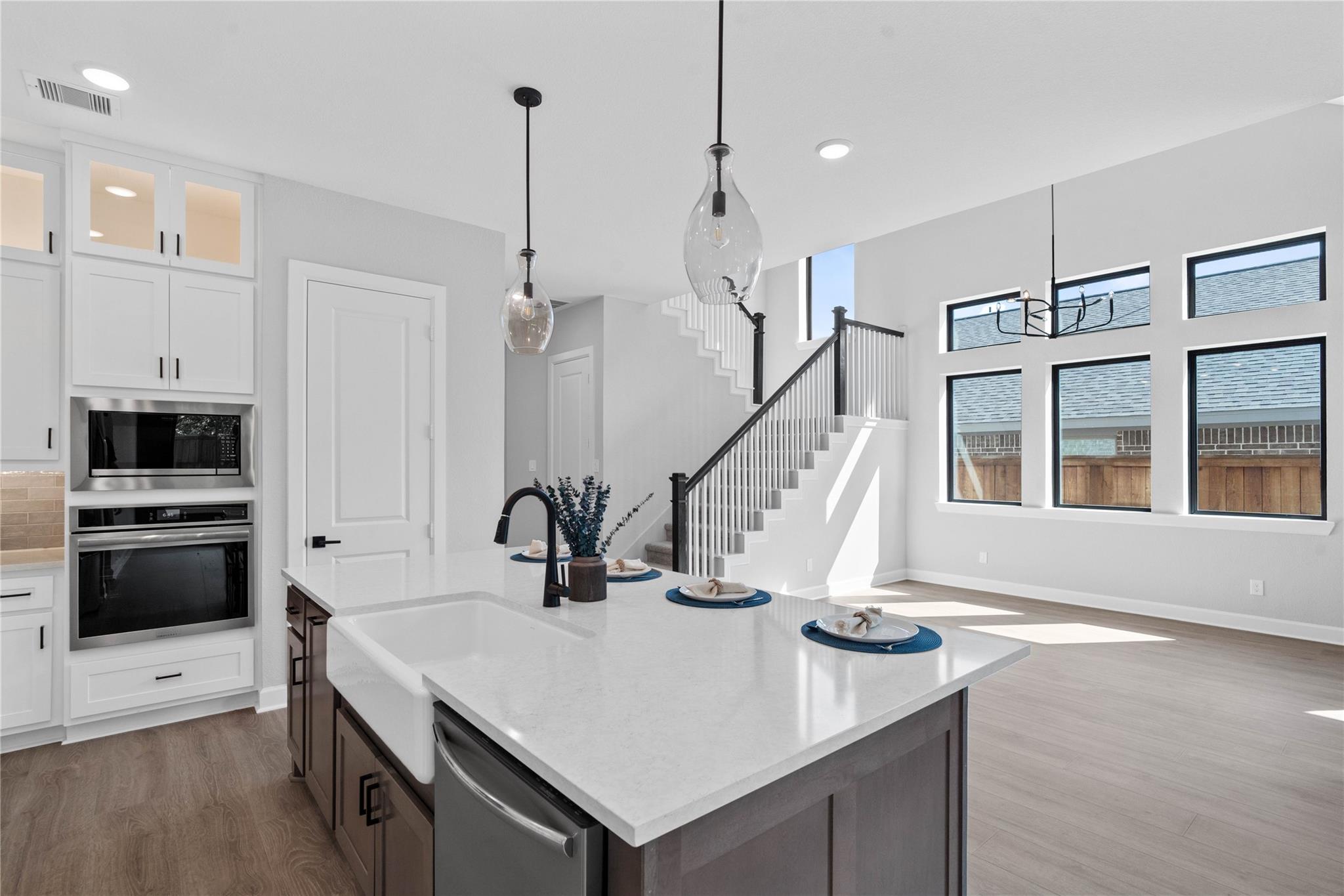 26440 N Wayland Chase