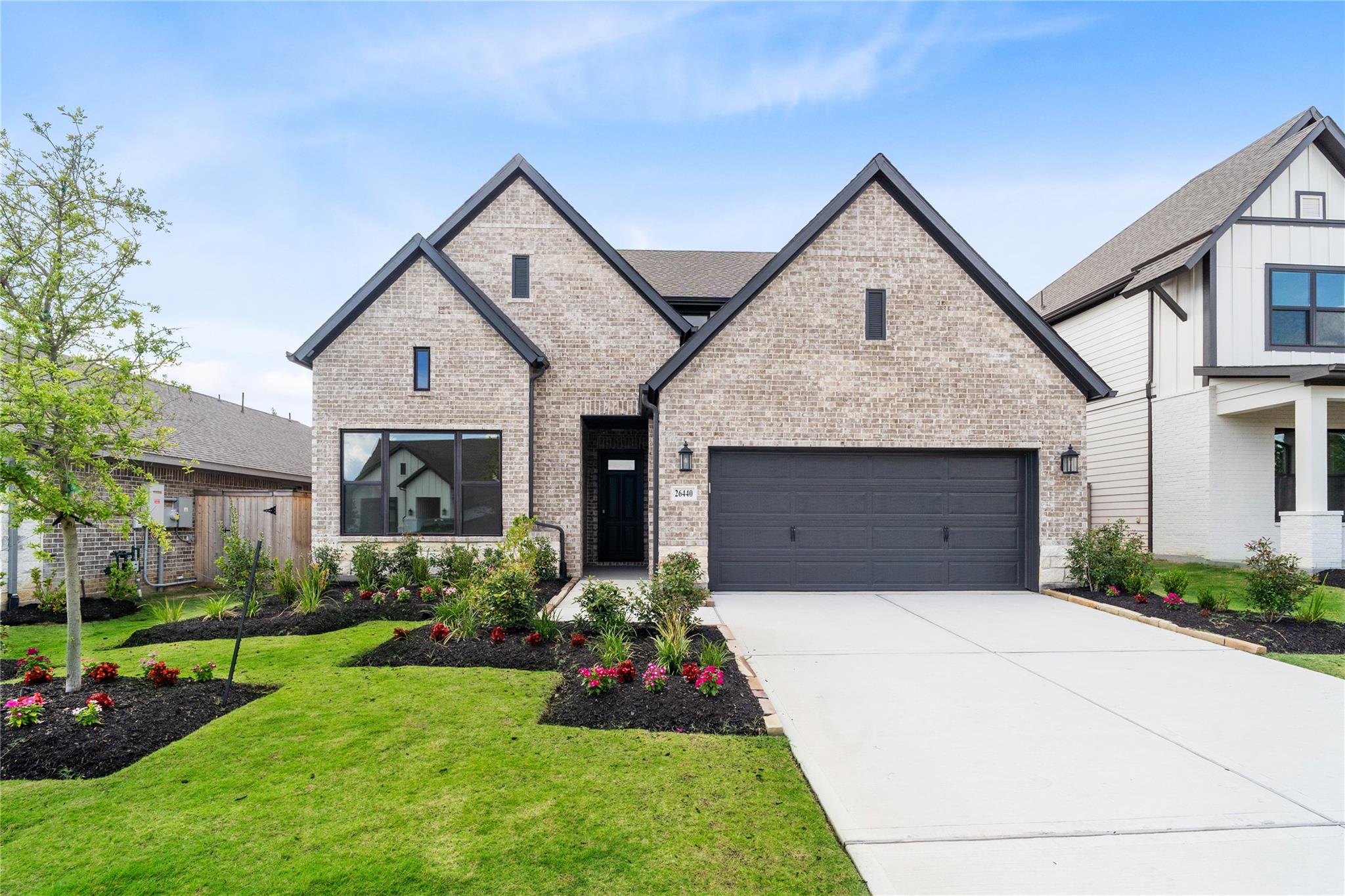 26440 N Wayland Chase