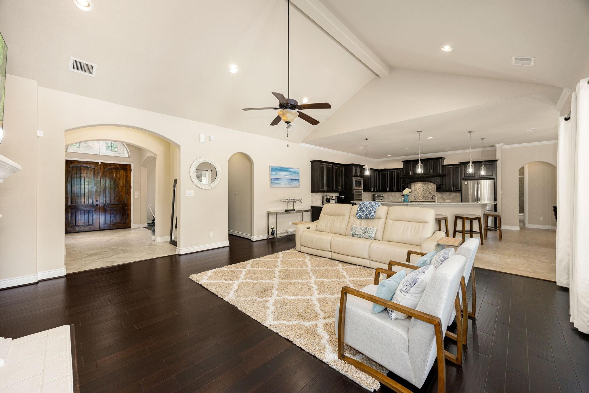 8992 Wind Jammer Lane