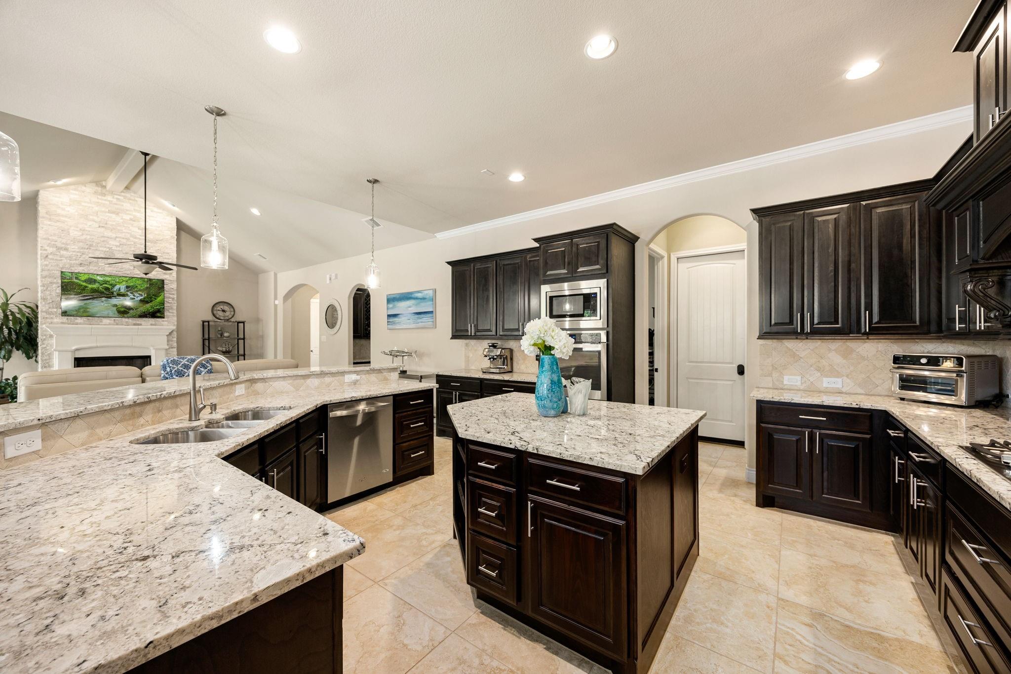 8992 Wind Jammer Lane