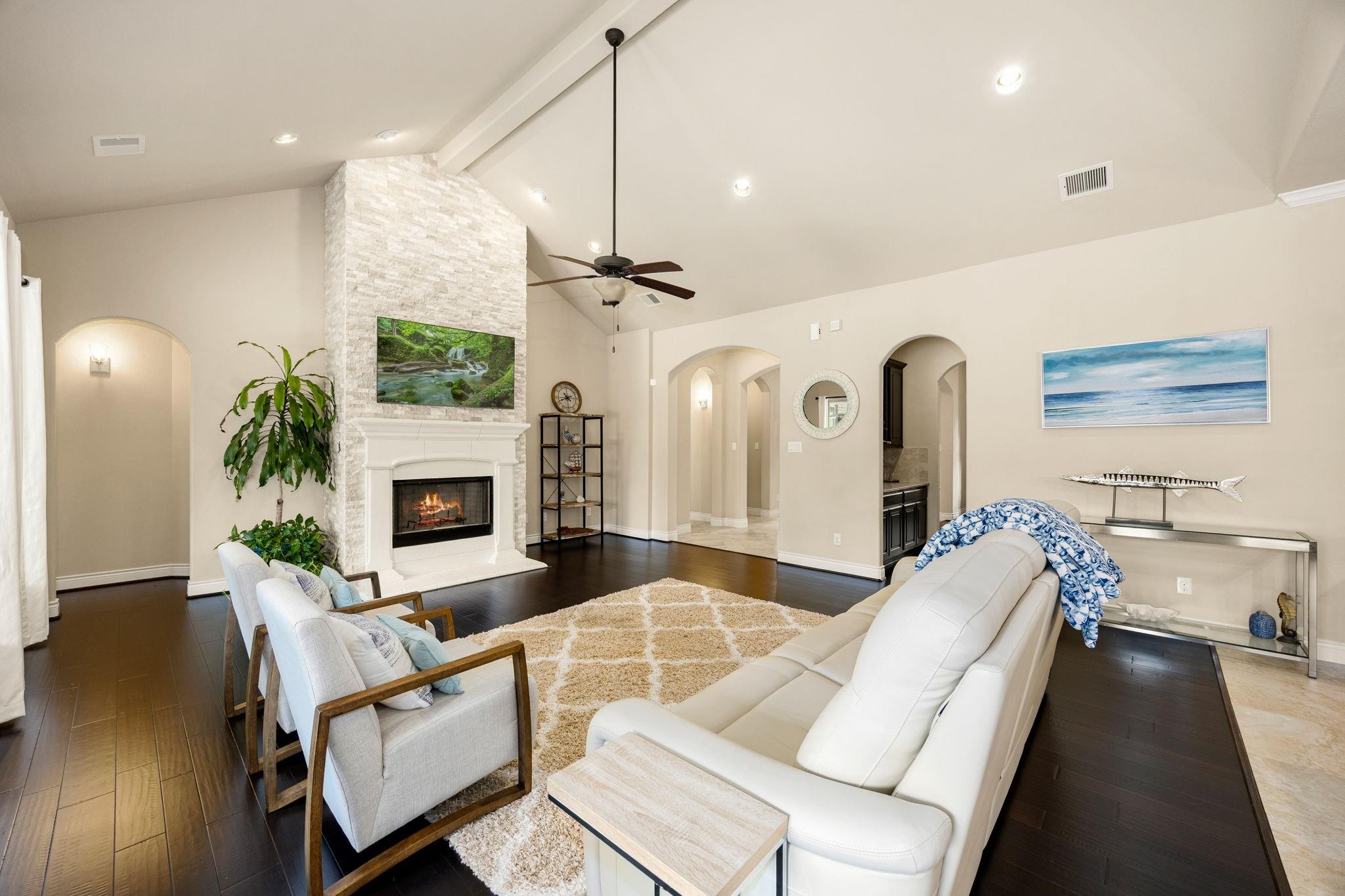 8992 Wind Jammer Lane