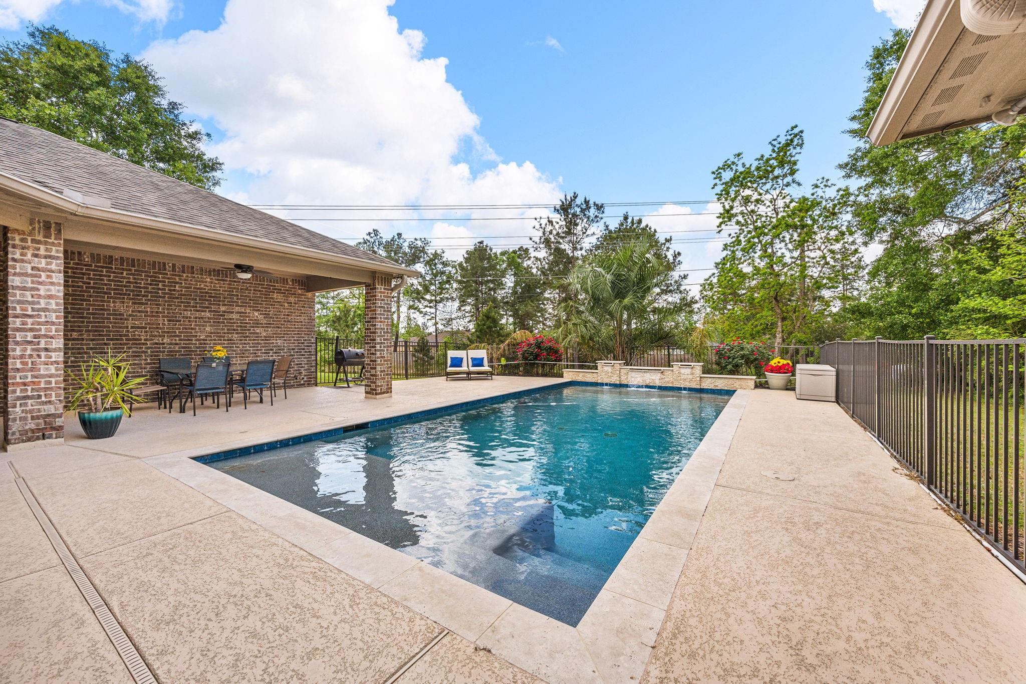 8992 Wind Jammer Lane