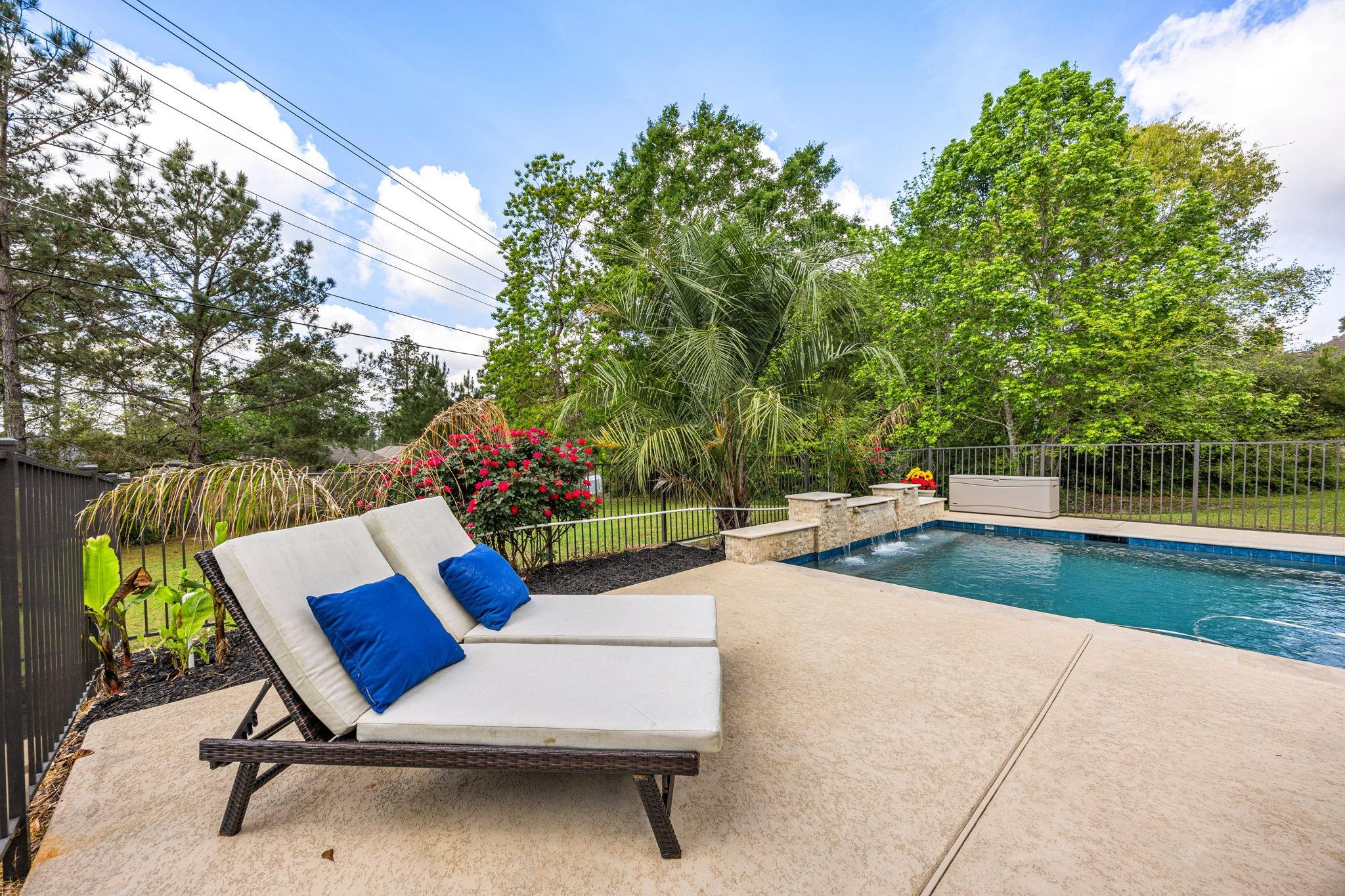 8992 Wind Jammer Lane