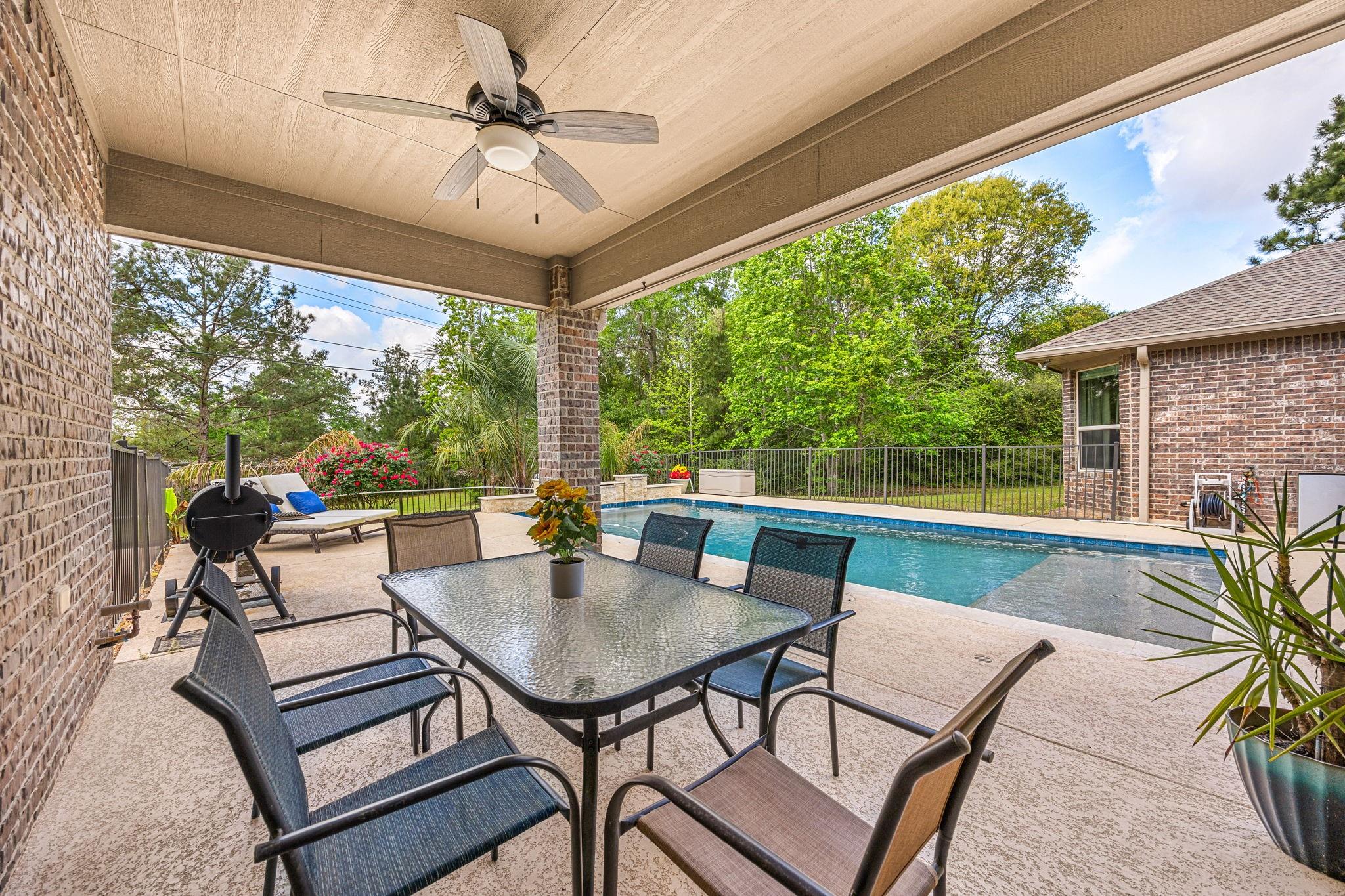 8992 Wind Jammer Lane