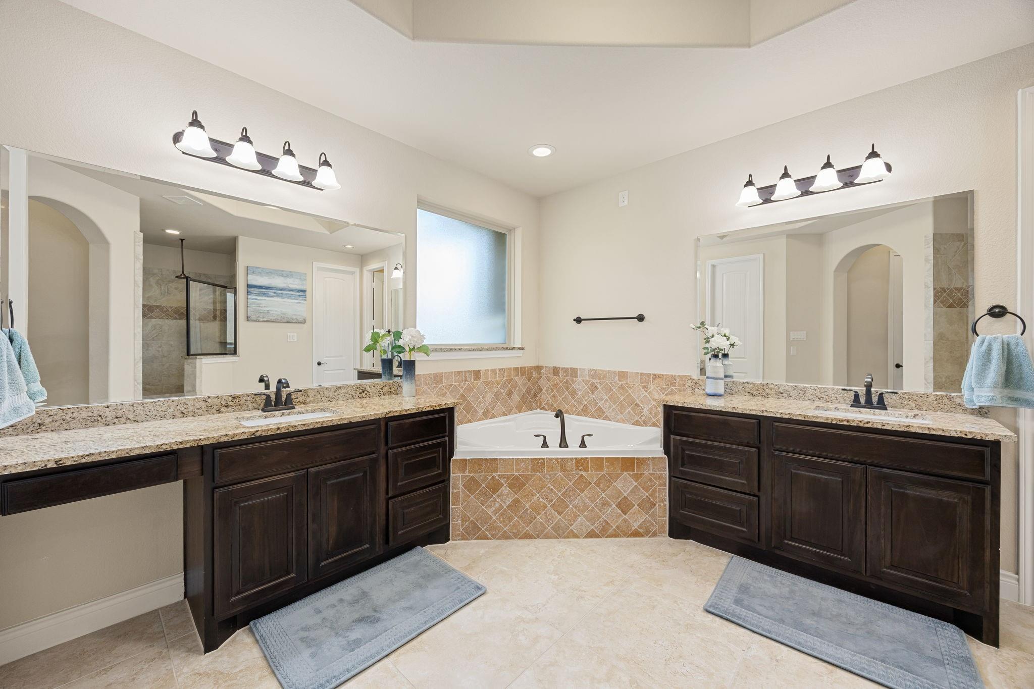 8992 Wind Jammer Lane