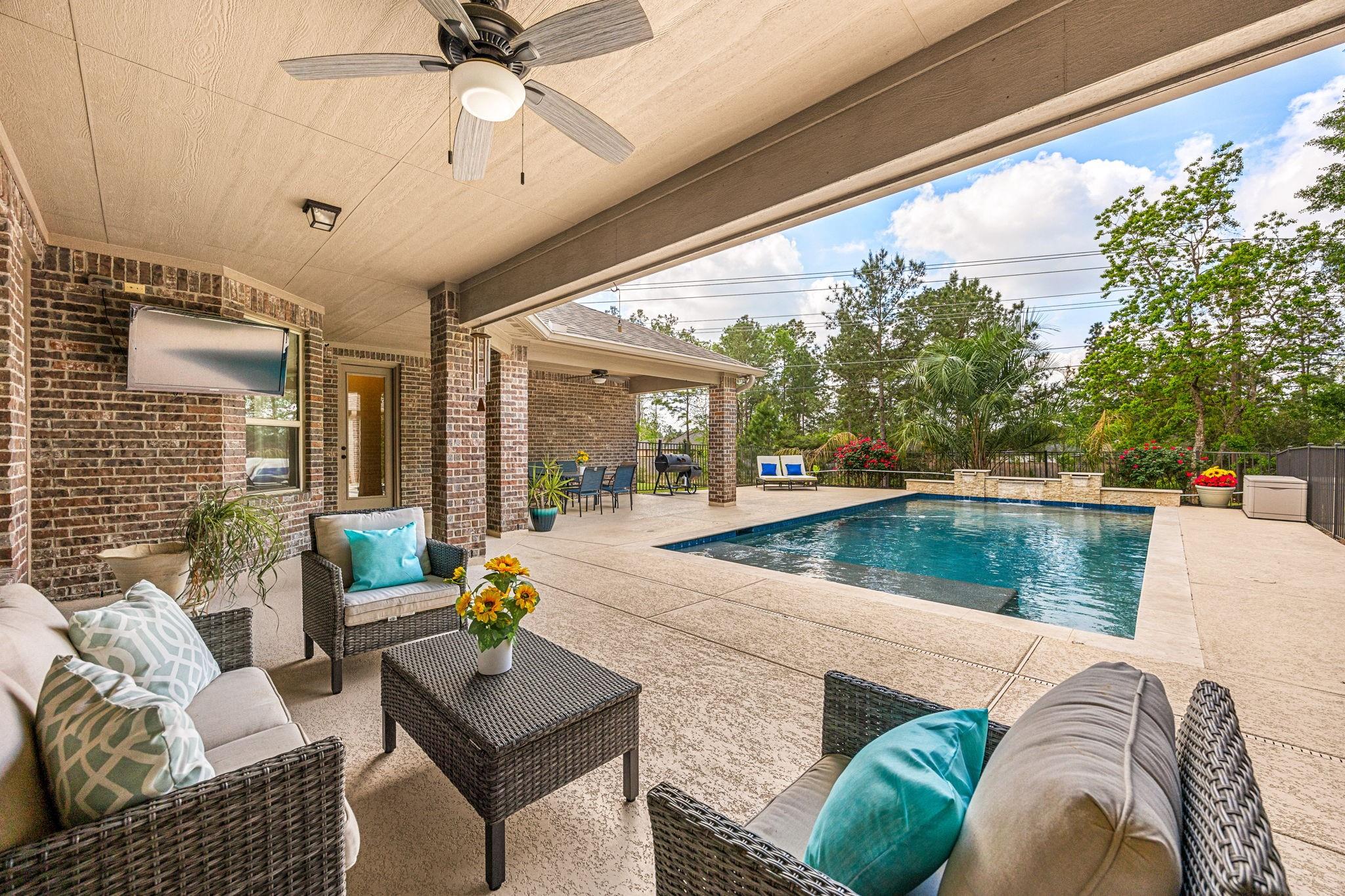 8992 Wind Jammer Lane