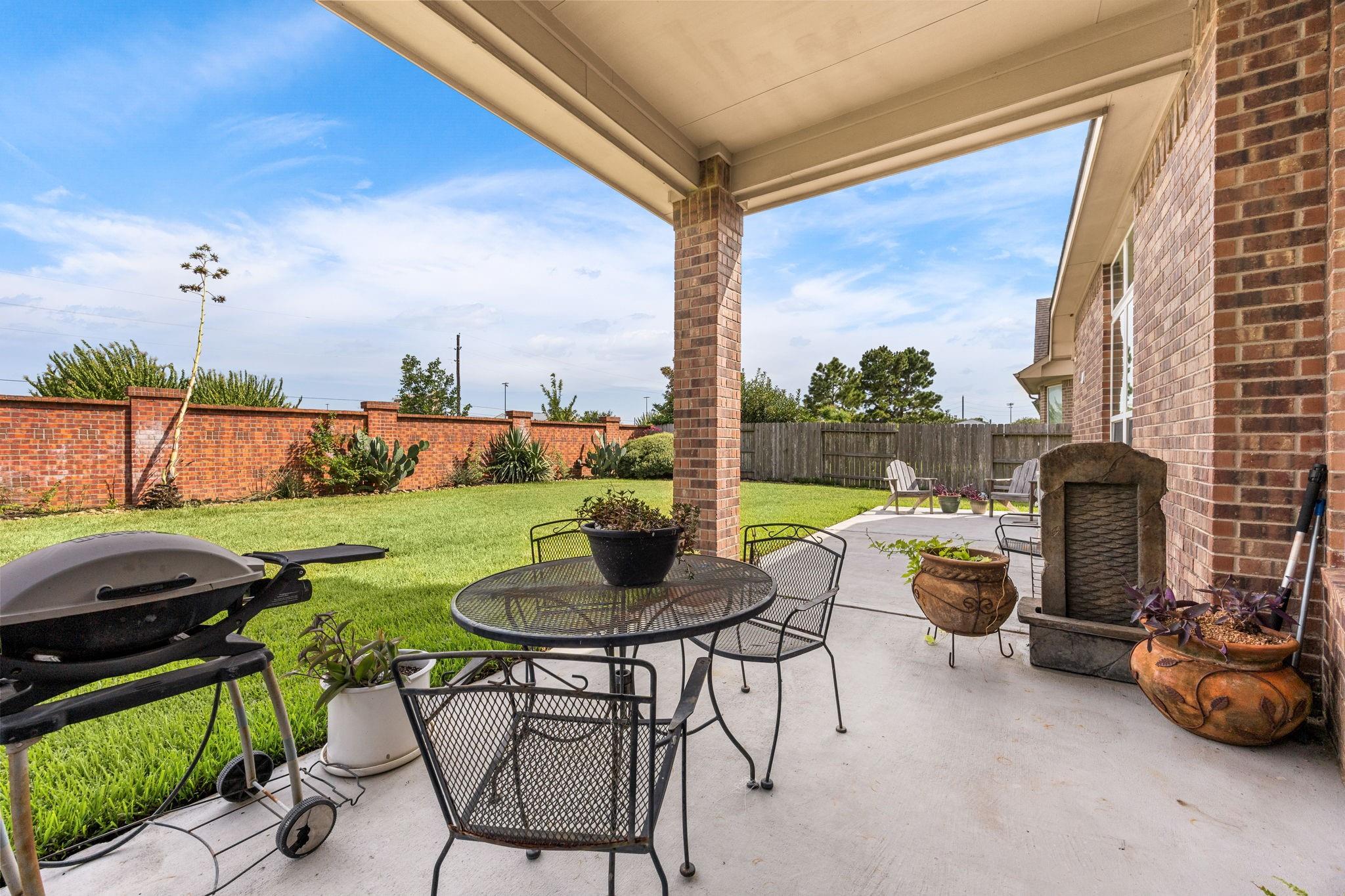 25819 Oakwood Knoll Drive