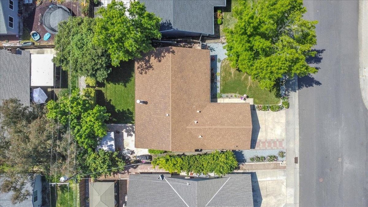 1074 Windermere Avenue