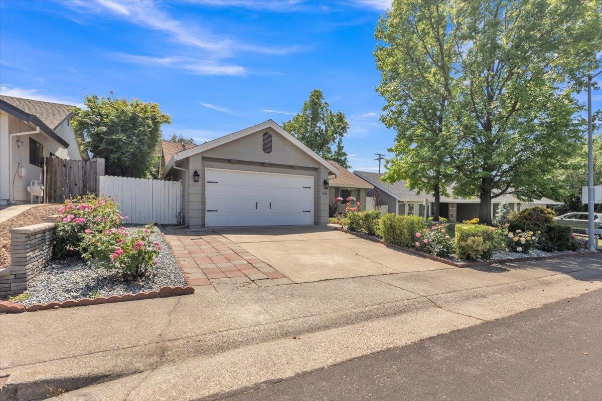 1074 Windermere Avenue