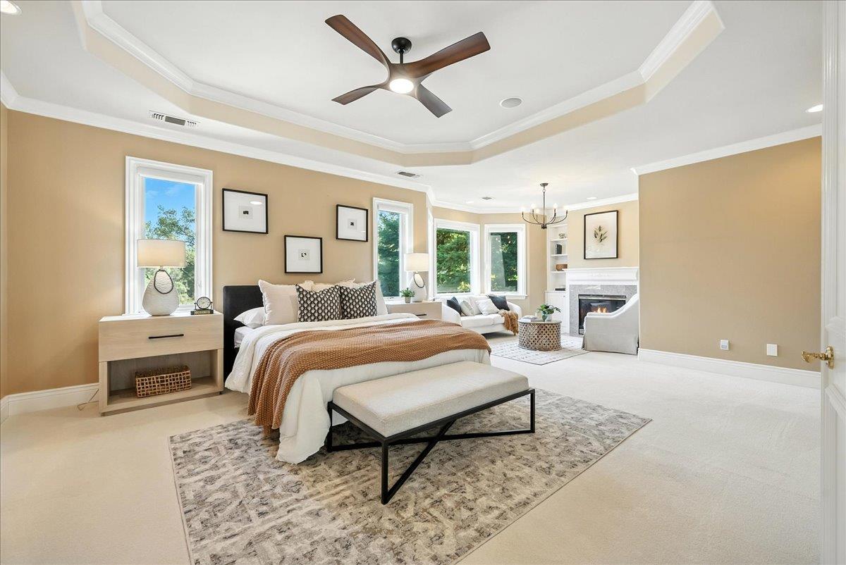 5713 Via Montecito