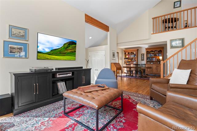330 Lodgepole Drive