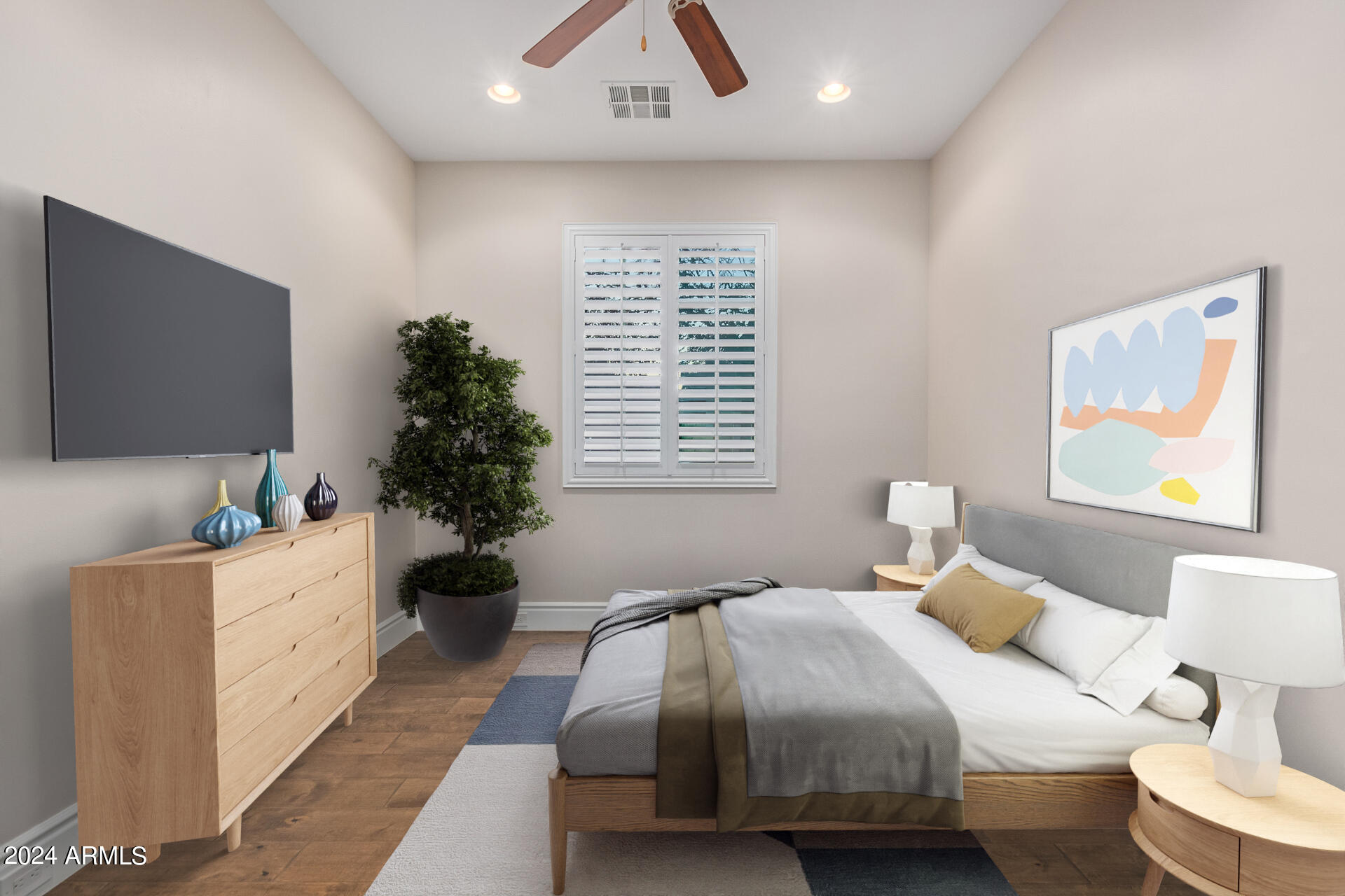 4018 E DEVONSHIRE Avenue