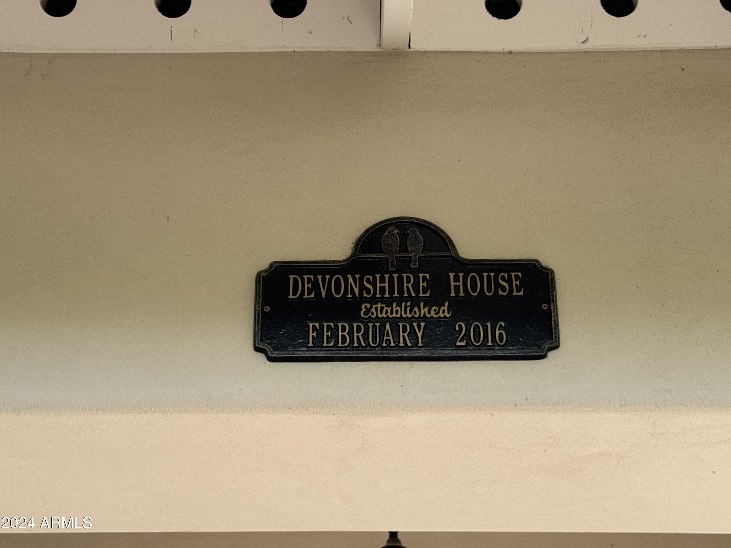 4018 E DEVONSHIRE Avenue