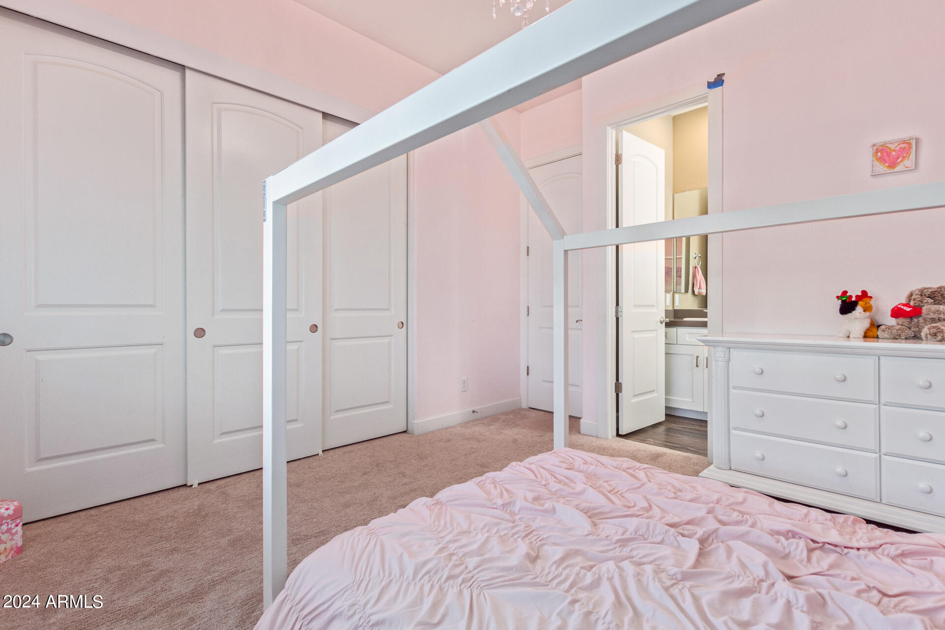 11719 W DOVE WING Way