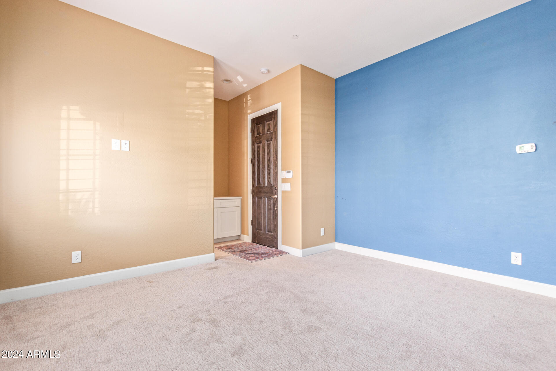 11719 W DOVE WING Way