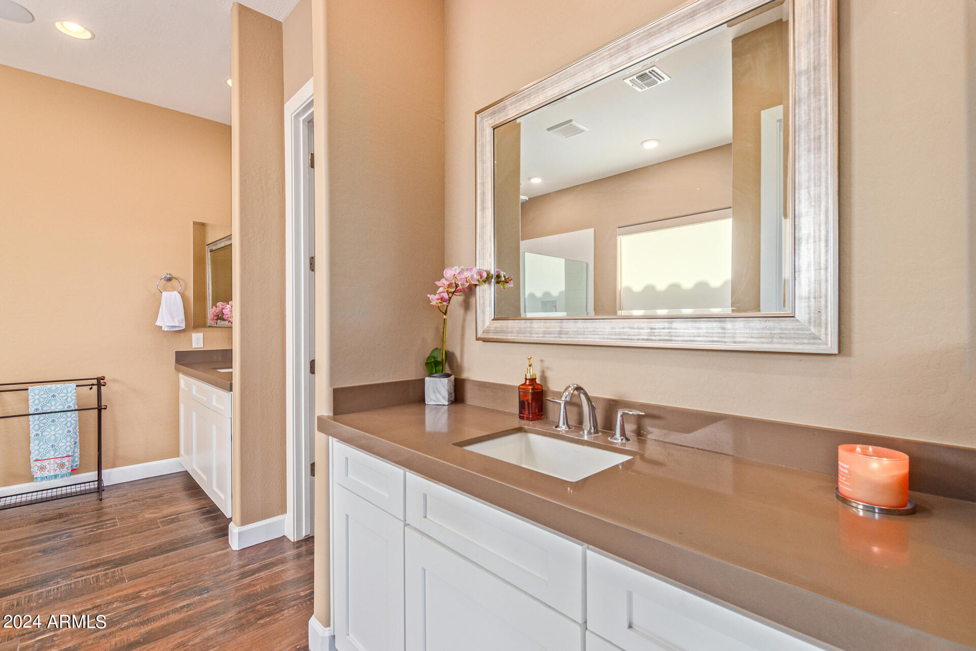 11719 W DOVE WING Way