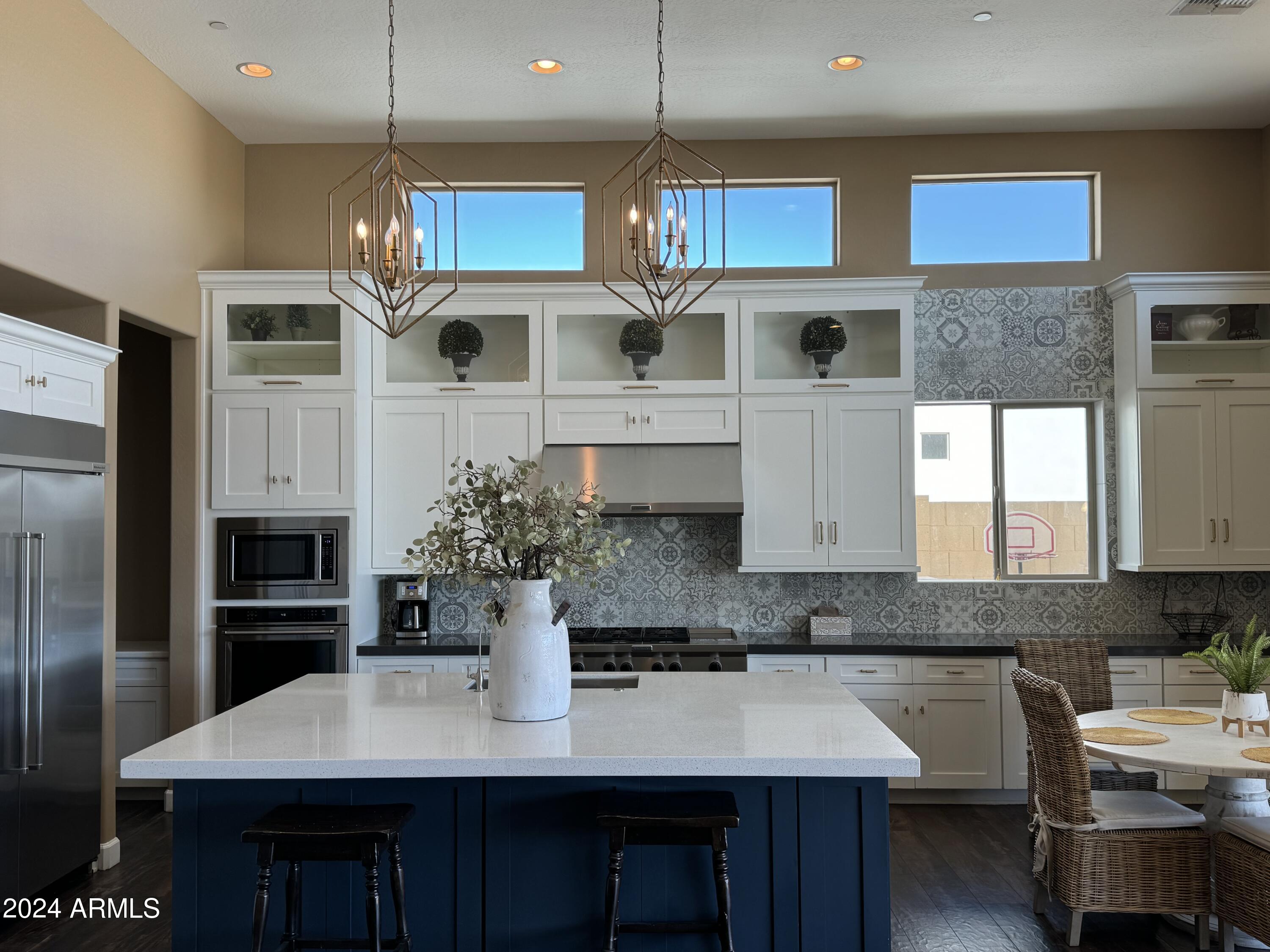 11719 W DOVE WING Way