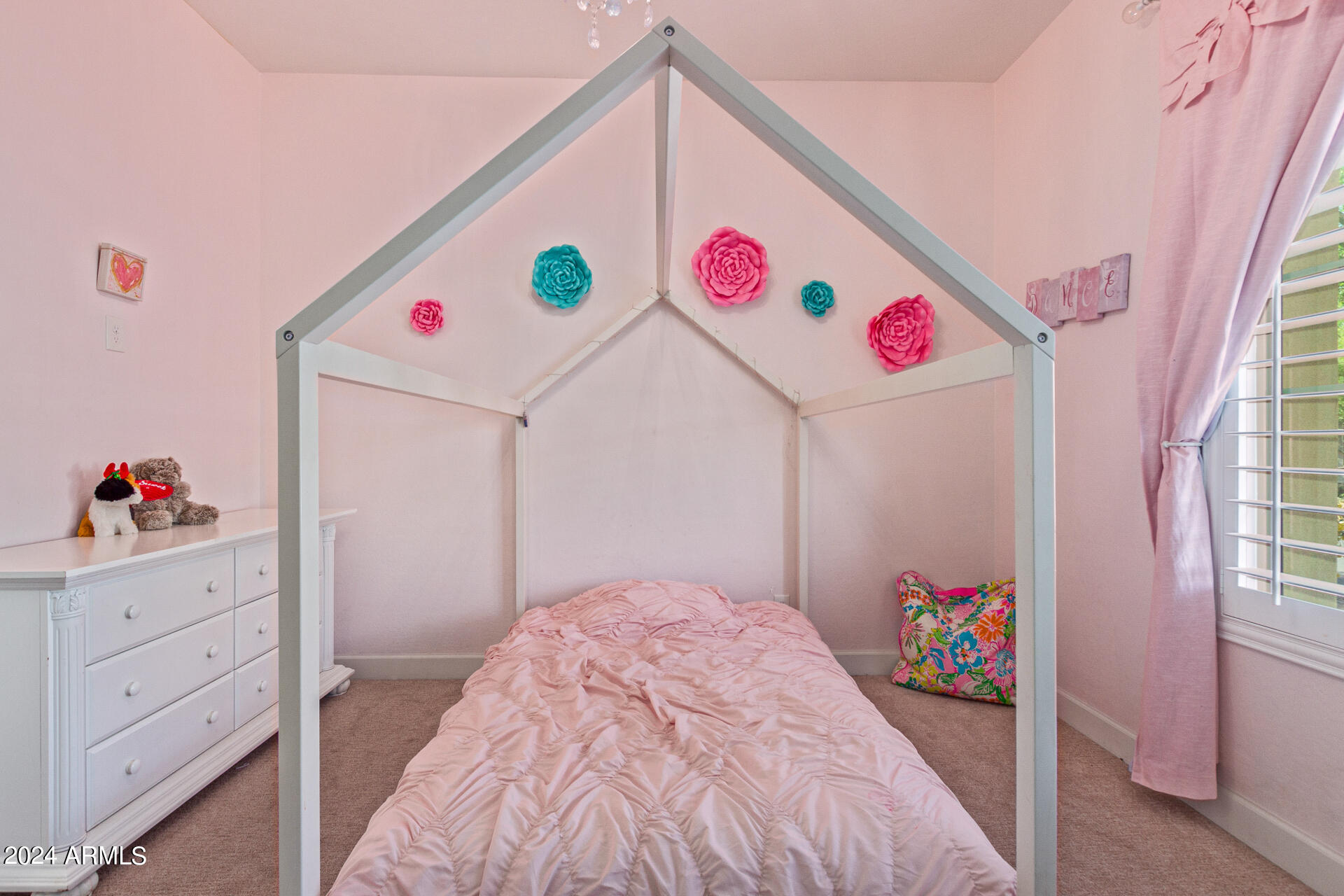 11719 W DOVE WING Way