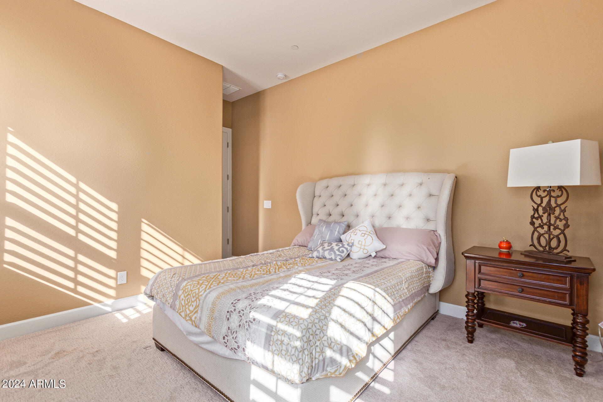 11719 W DOVE WING Way