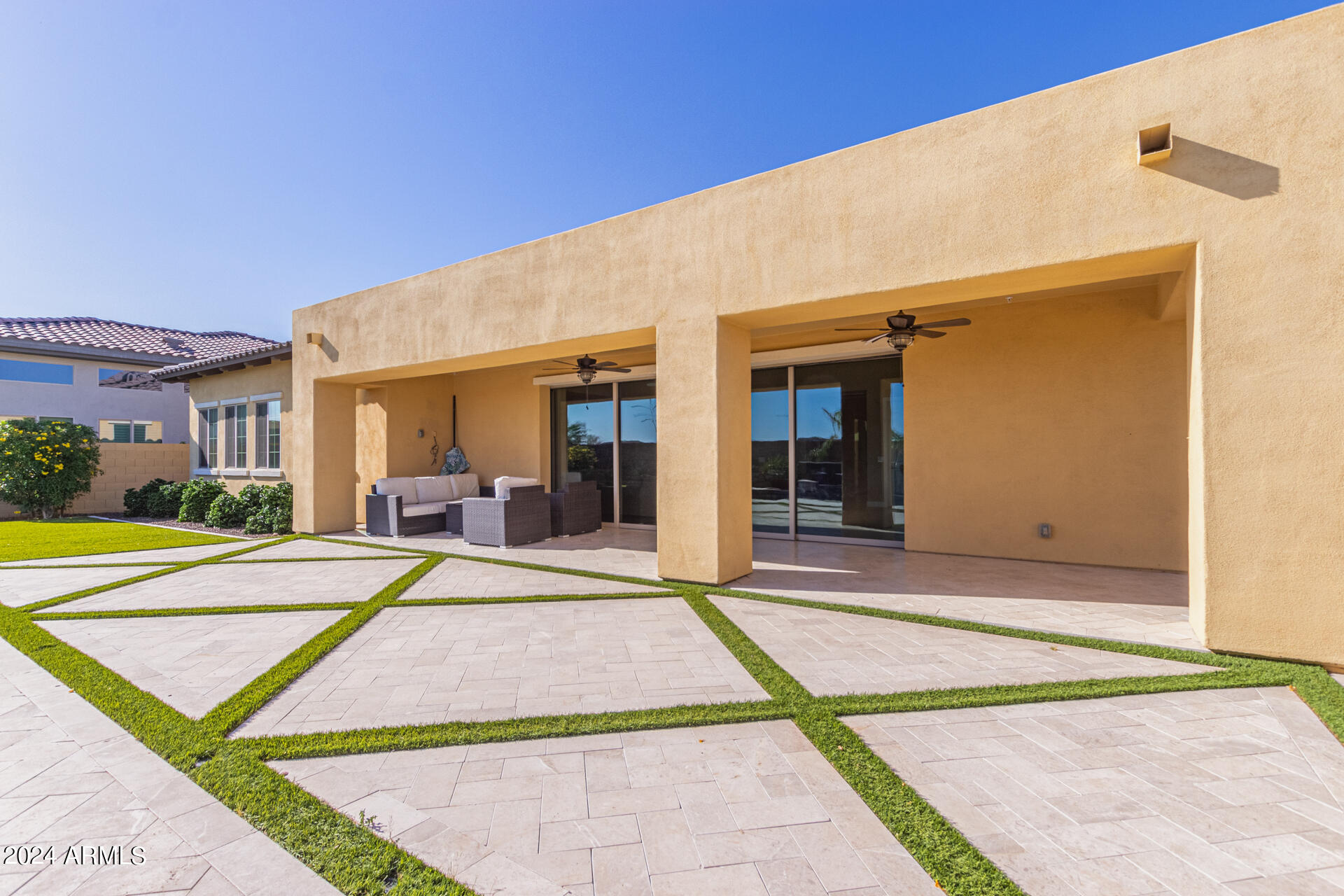 11719 W DOVE WING Way