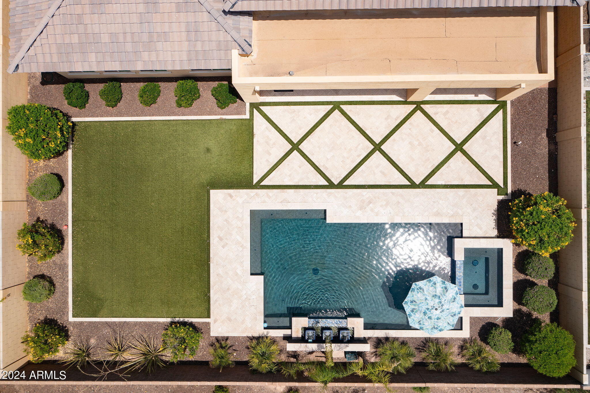 11719 W DOVE WING Way