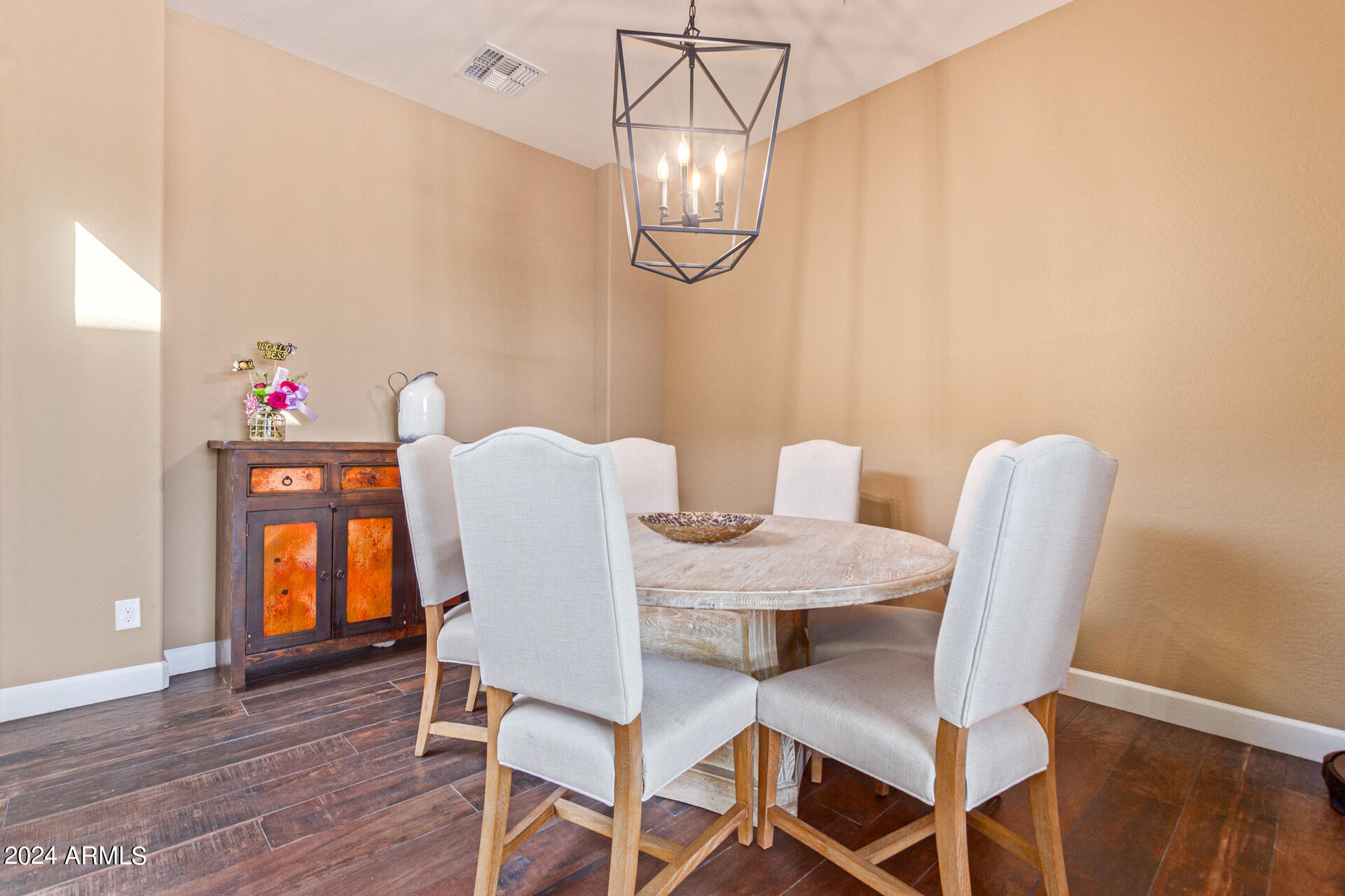 11719 W DOVE WING Way