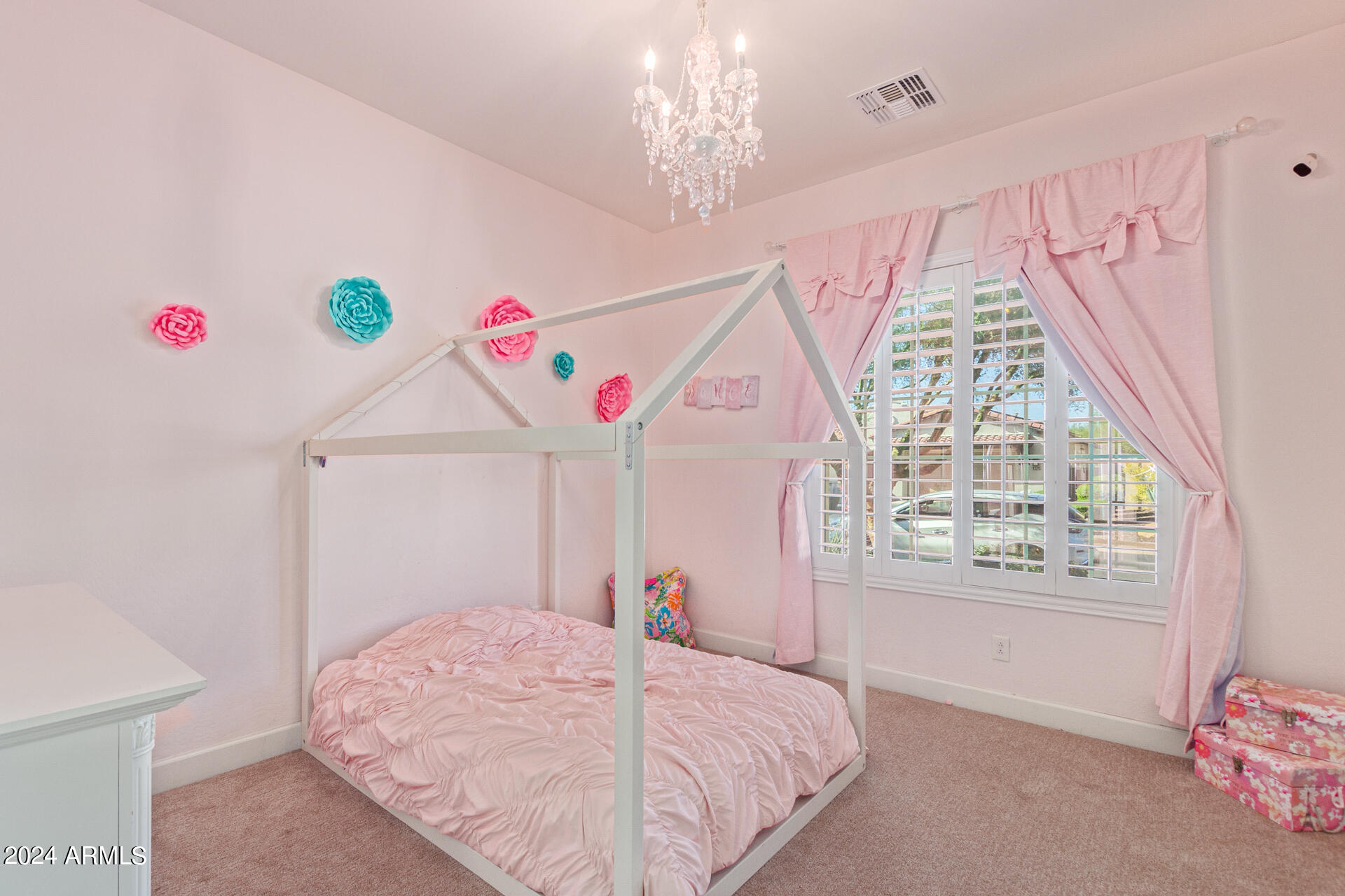 11719 W DOVE WING Way