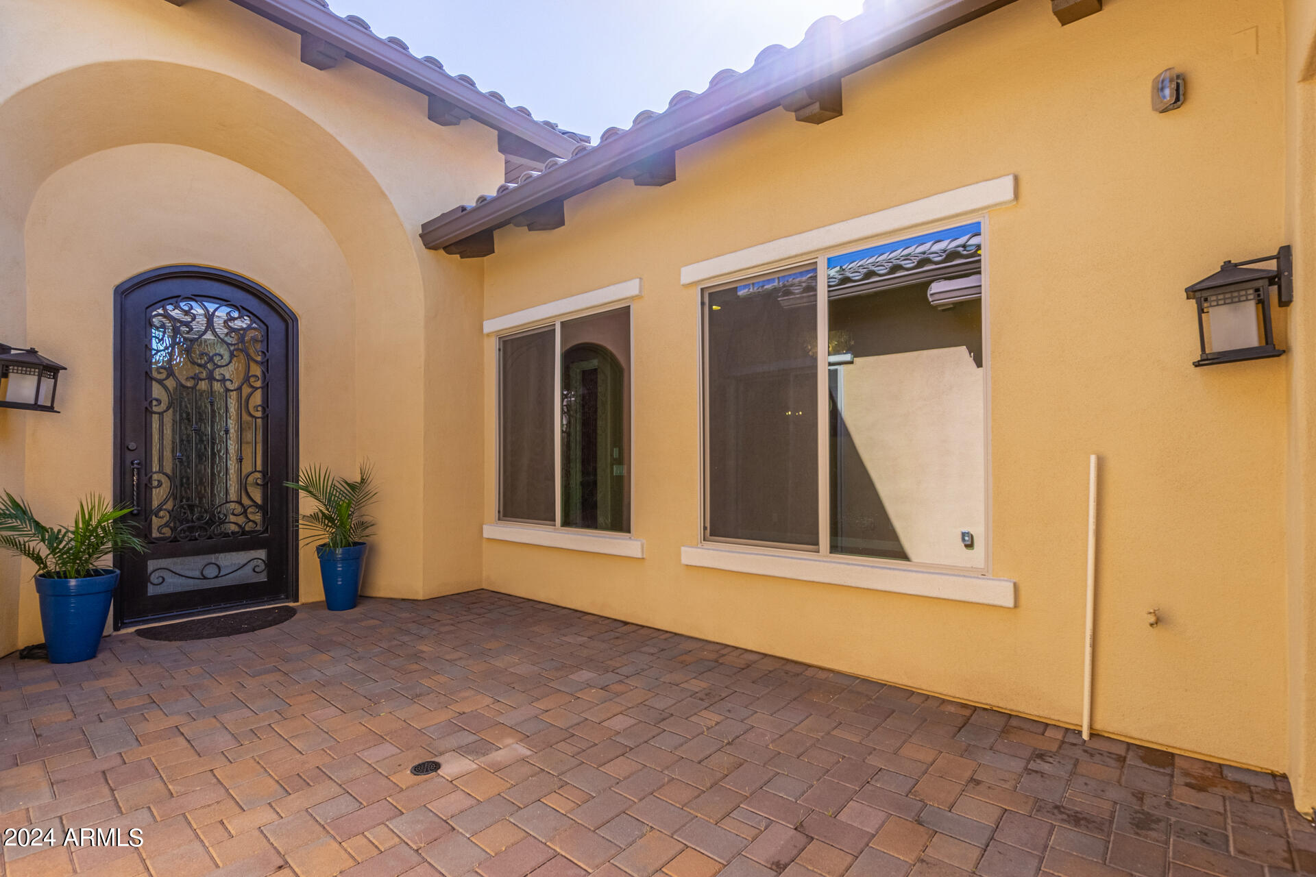 11719 W DOVE WING Way