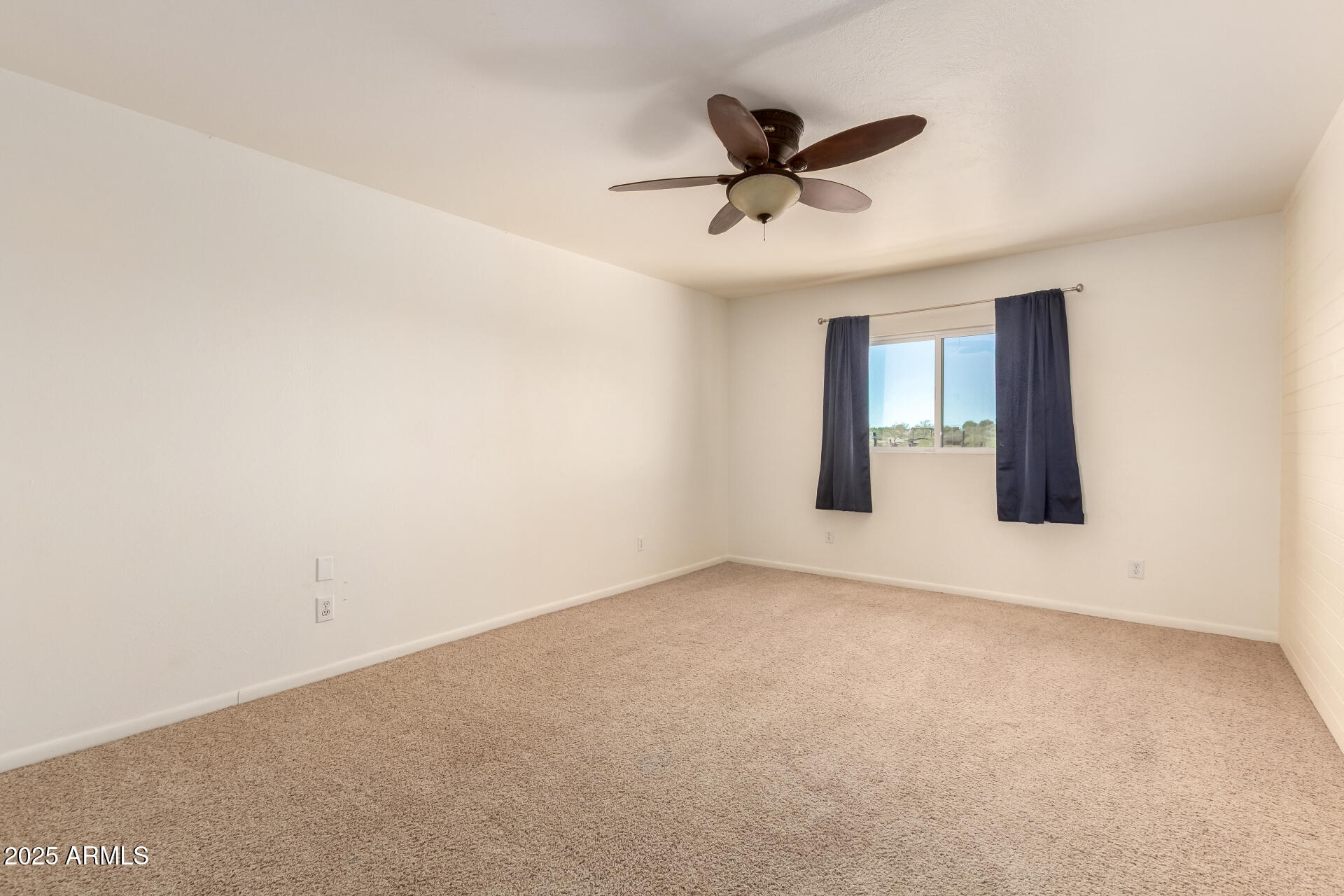 875 W PALO VERDE Drive
