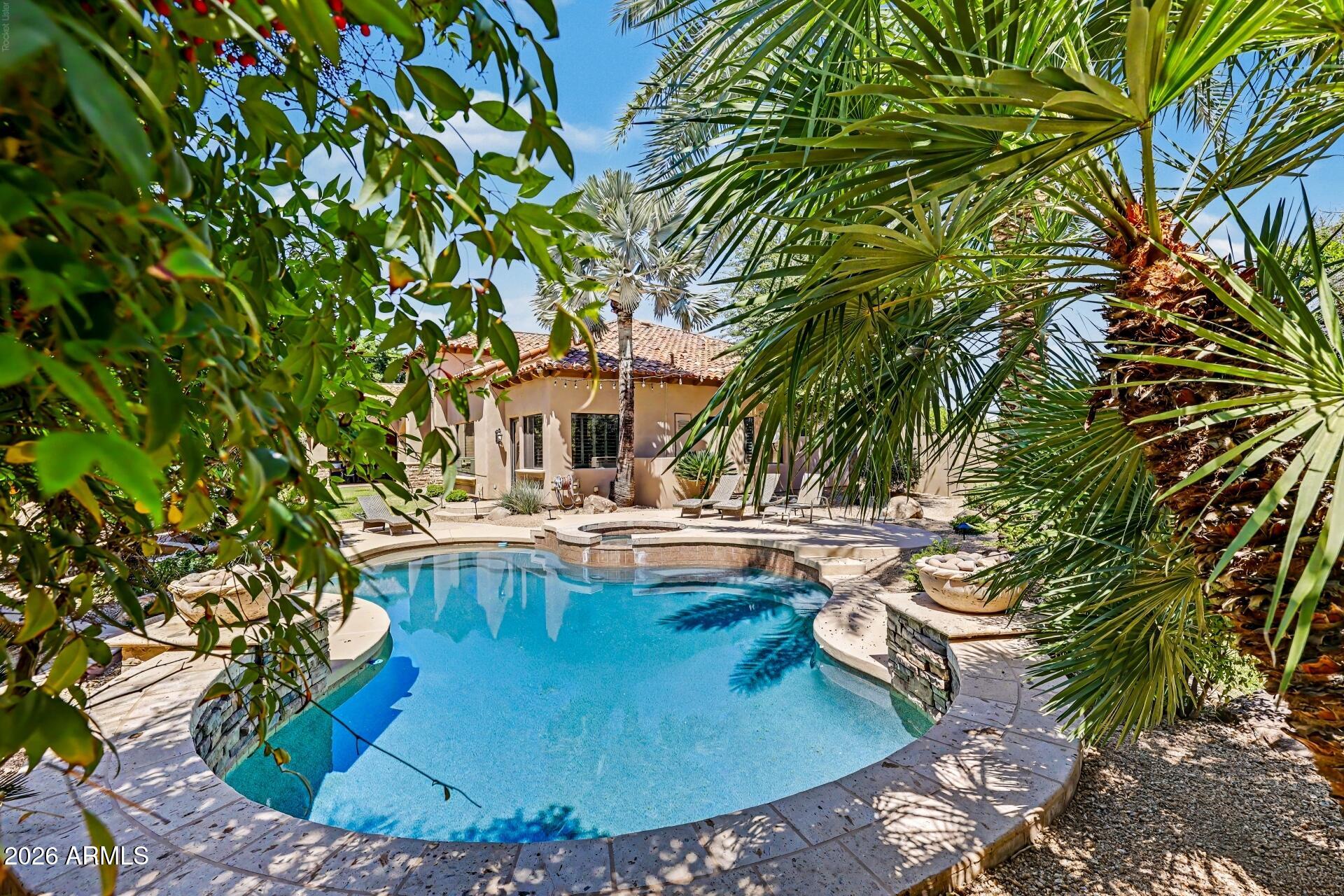 3937 E MENLO Circle