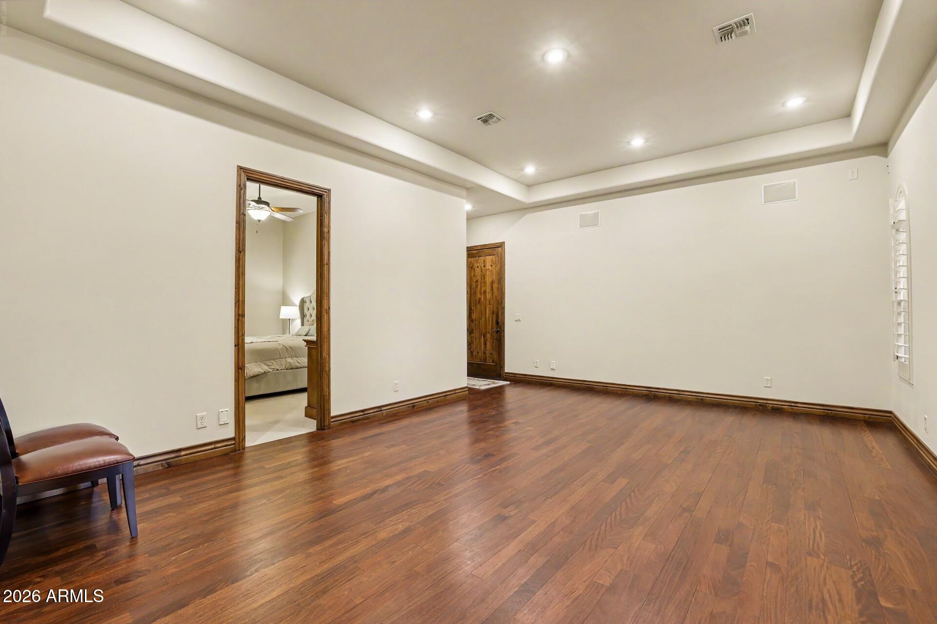 3937 E MENLO Circle