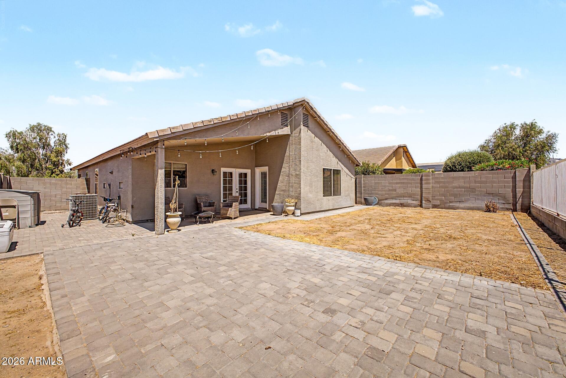 517 N 105TH Place