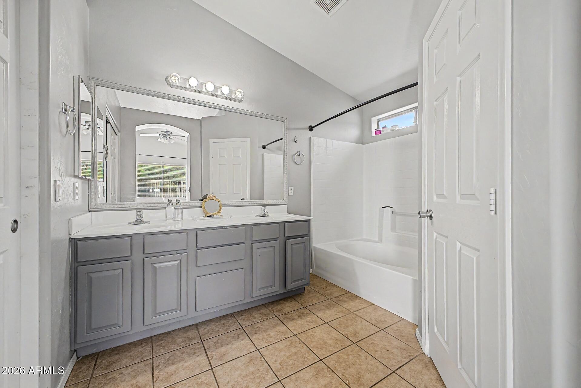 517 N 105TH Place
