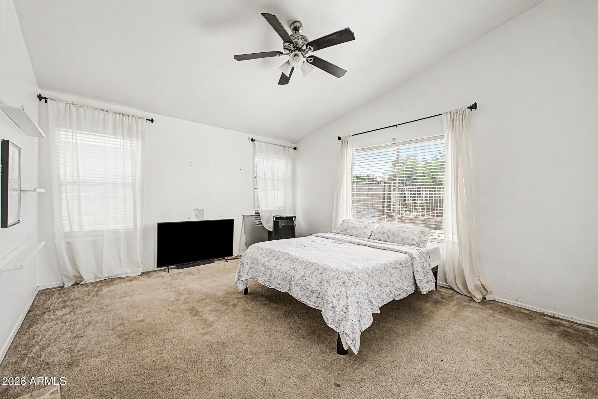 517 N 105TH Place