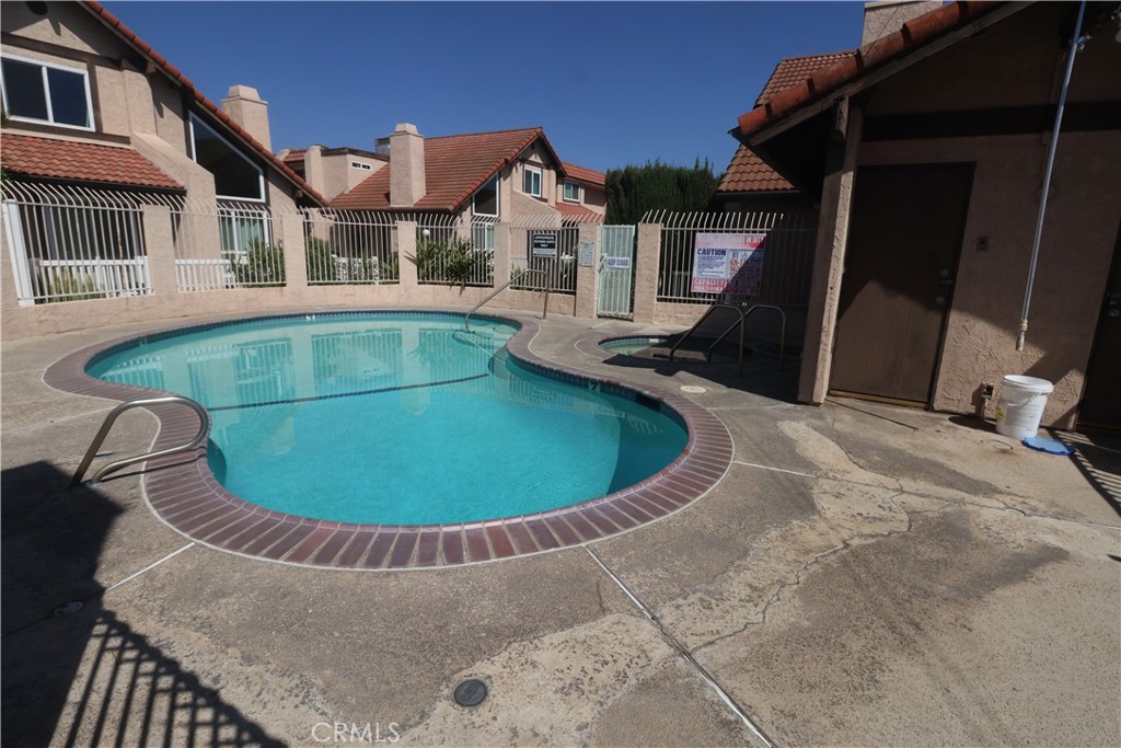 11547 LOWER AZUSA C