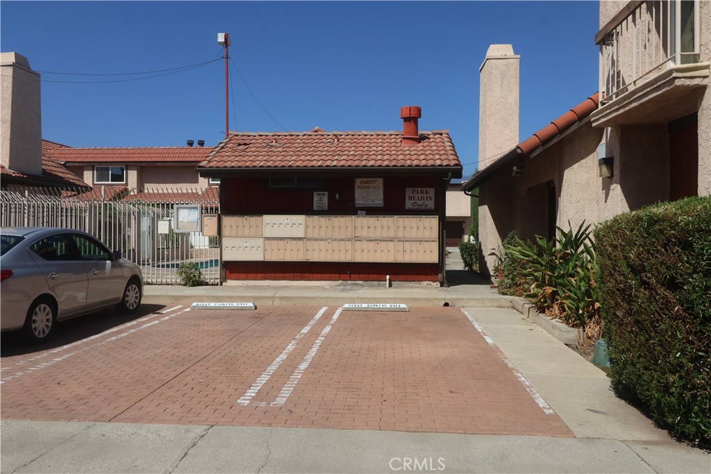 11547 LOWER AZUSA C