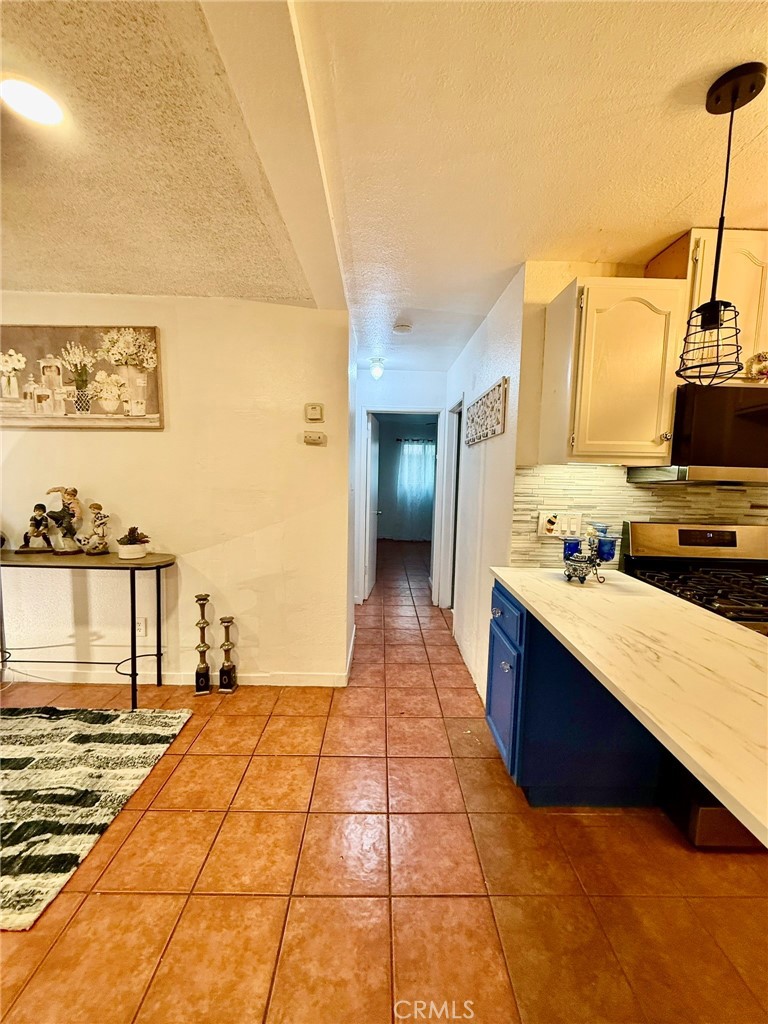 3365 SANTA FE Avenue 21