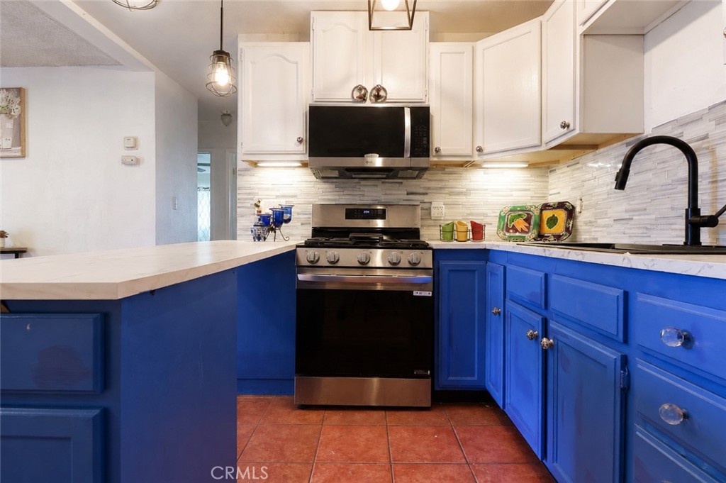 3365 SANTA FE Avenue 21