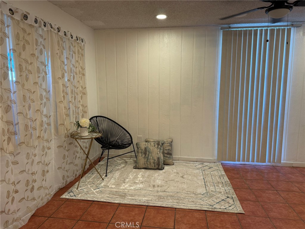 3365 SANTA FE Avenue 21
